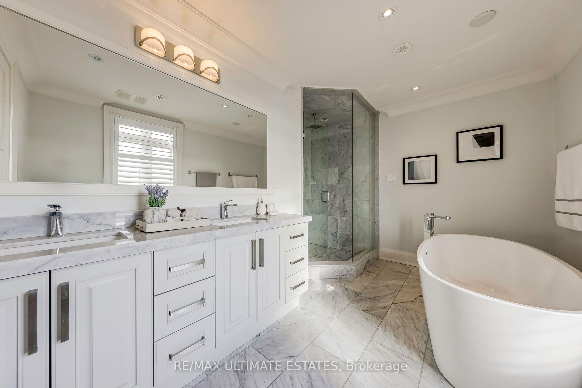 Photo 22 of 45A Burnaby Boulevard, Toronto, Lawrence Park South — HOMEH