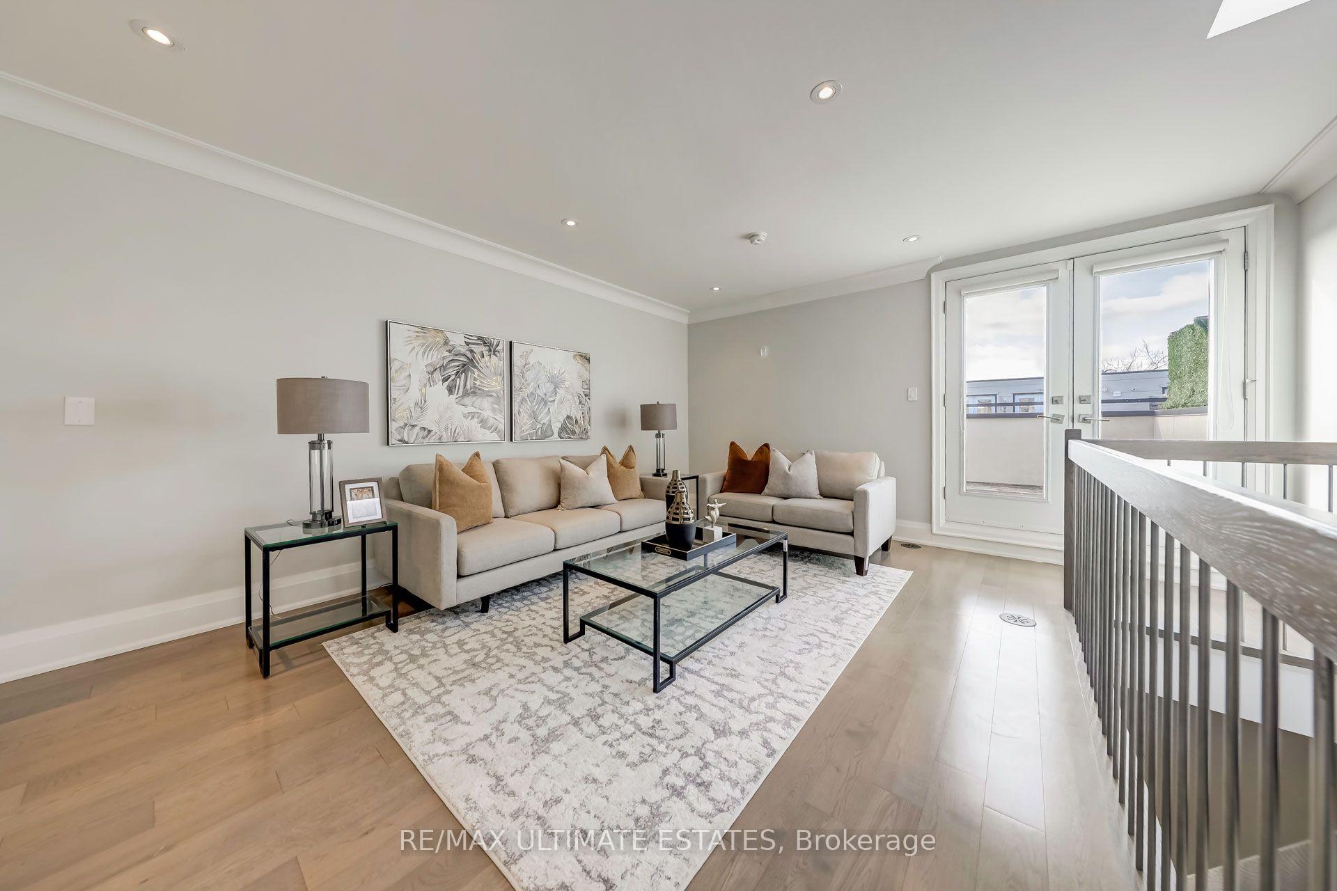 Photo 24 of 45A Burnaby Boulevard, Toronto, Lawrence Park South — HOMEH