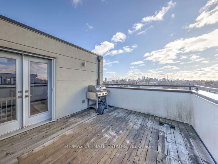 Photo 26 of 45A Burnaby Boulevard, Toronto, Lawrence Park South — HOMEH