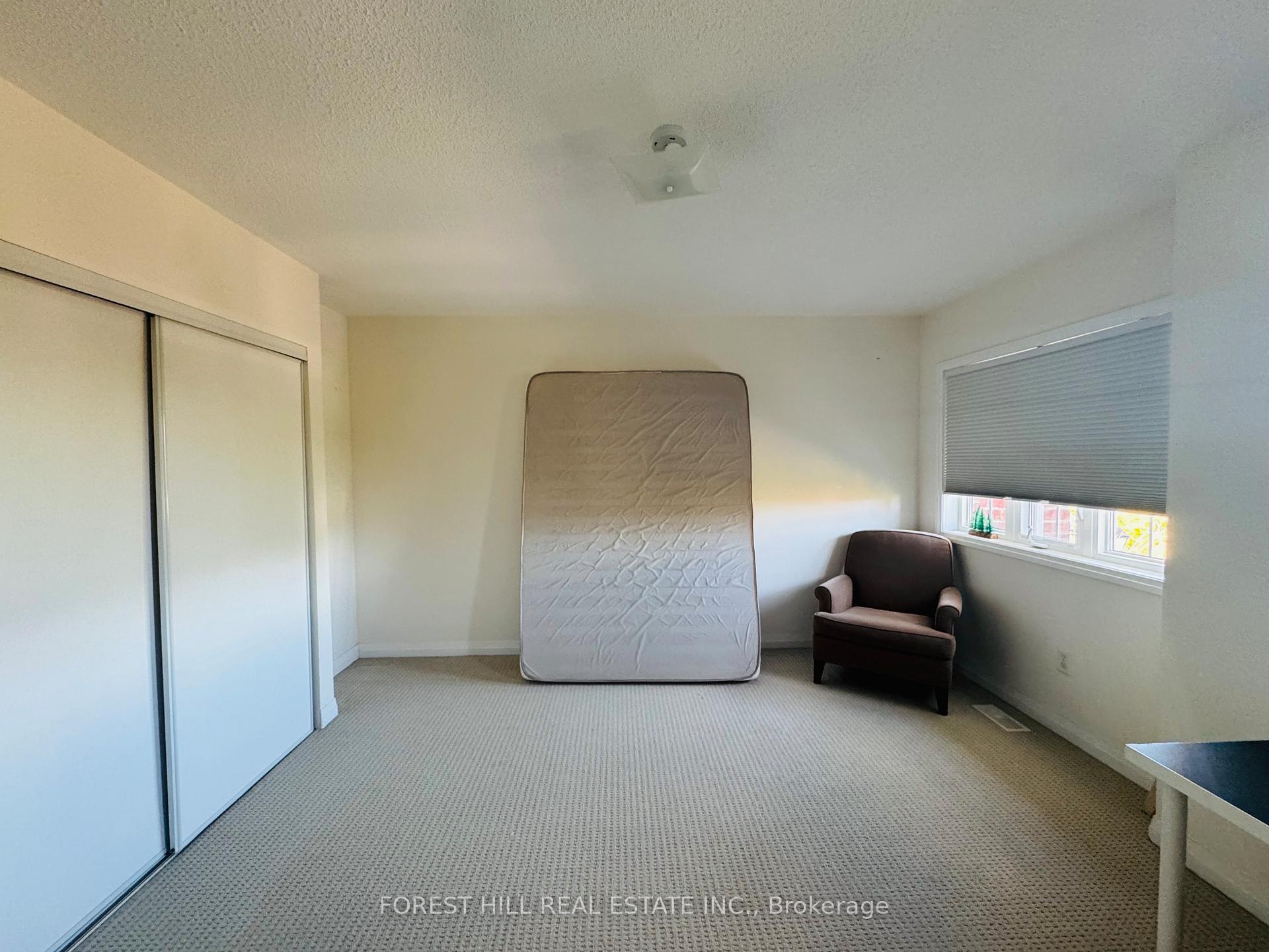 Photo 6 of Unit 5, 80 Bell Estate Road, Scarborough, Clairlea-Birchmount — HOMEH
