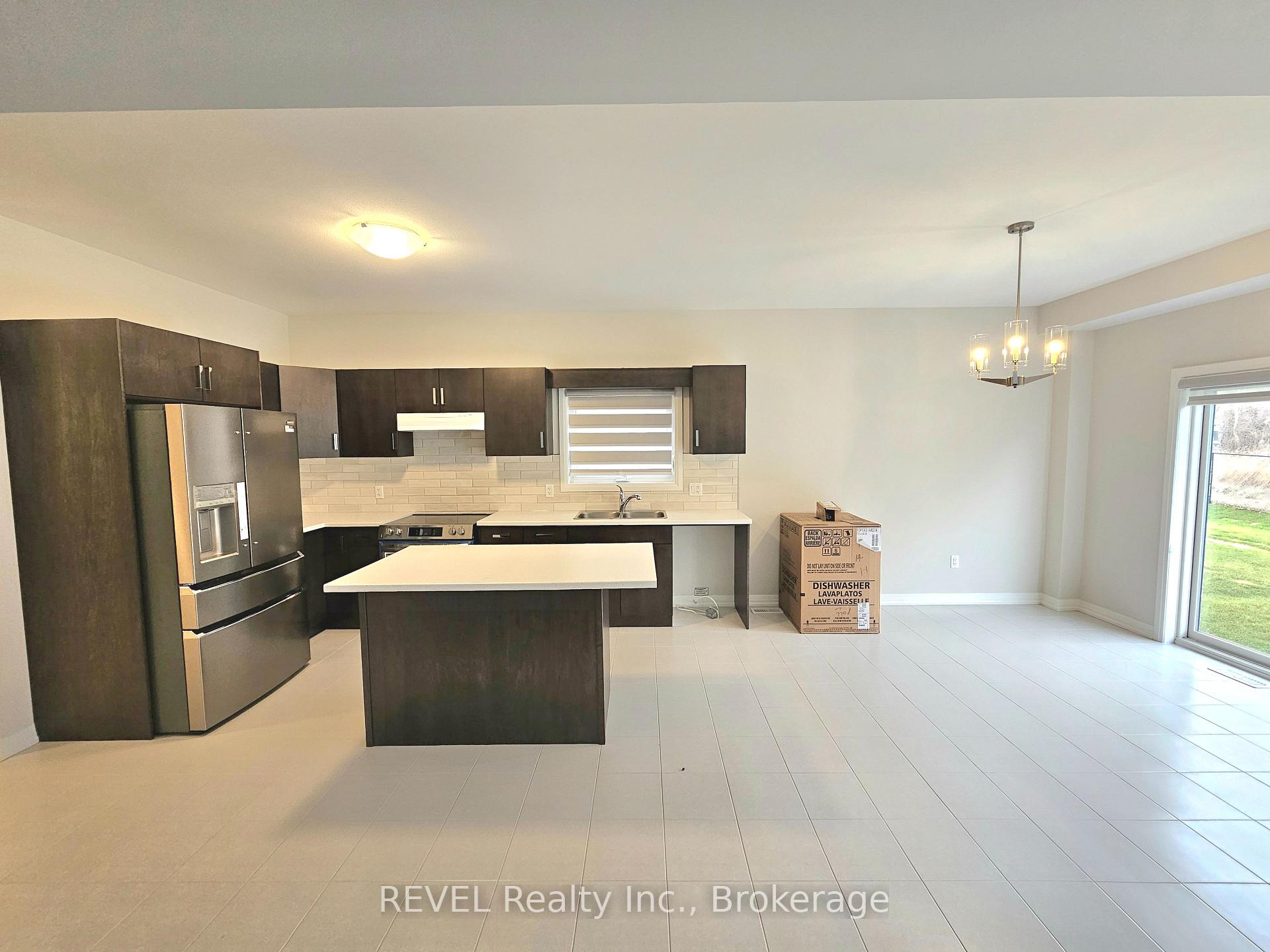 Photo 6 of 29 Willson Drive, Thorold, Hurricane/Merrittville — HOMEH