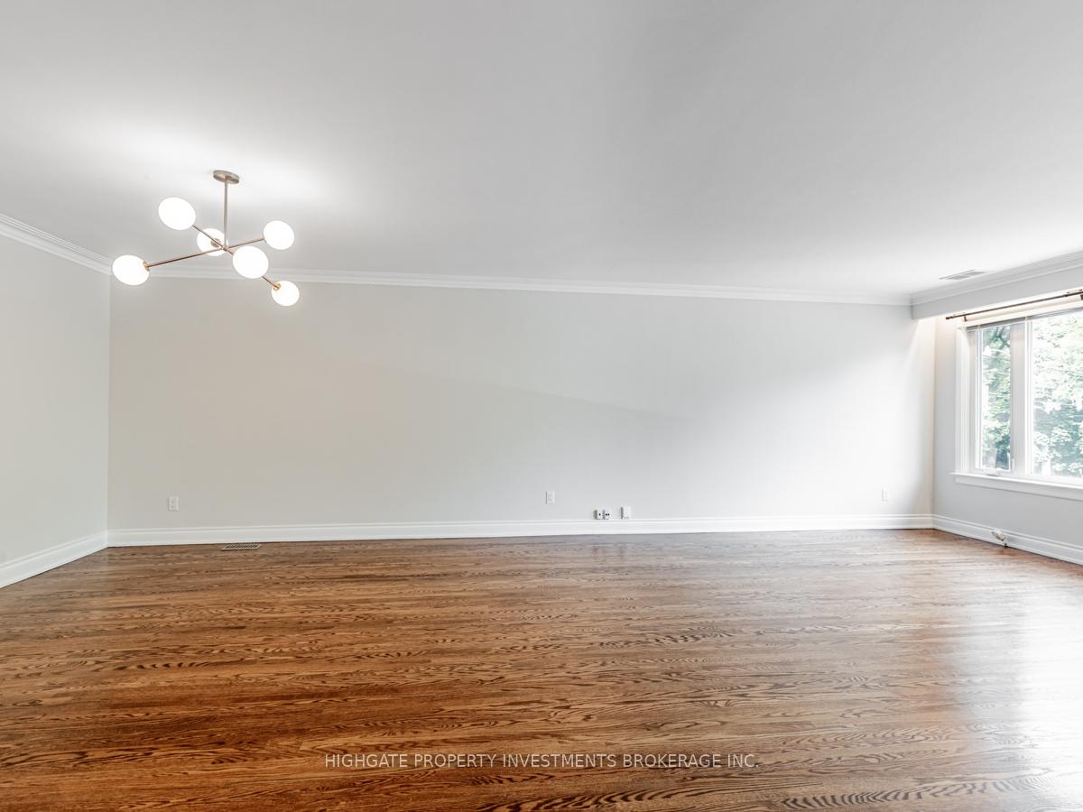Photo 3 of 213 Briar Hill Avenue, Toronto, Lawrence Park South — HOMEH