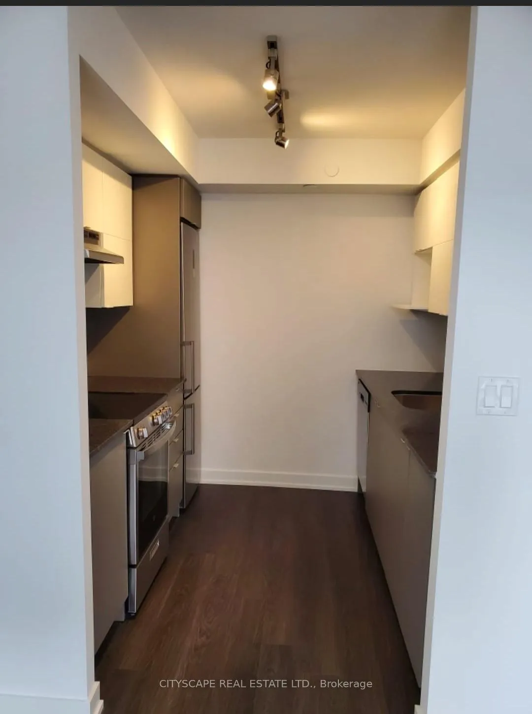 Photo 10 of Unit 304, 120 Varna Drive, Toronto, Englemount-Lawrence — HOMEH