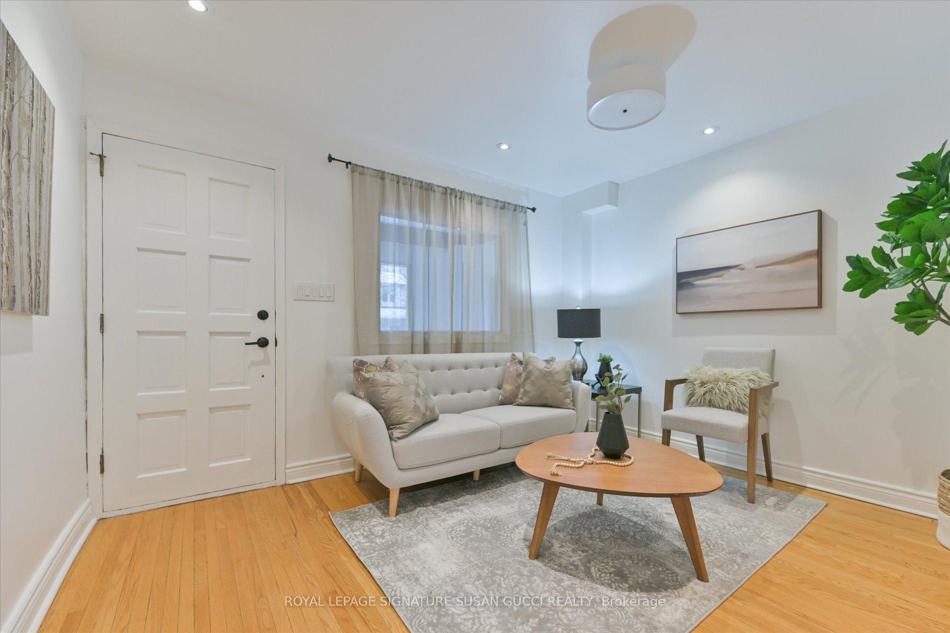 Photo 4 of 43 Bastedo Avenue, Toronto, Woodbine Corridor — HOMEH