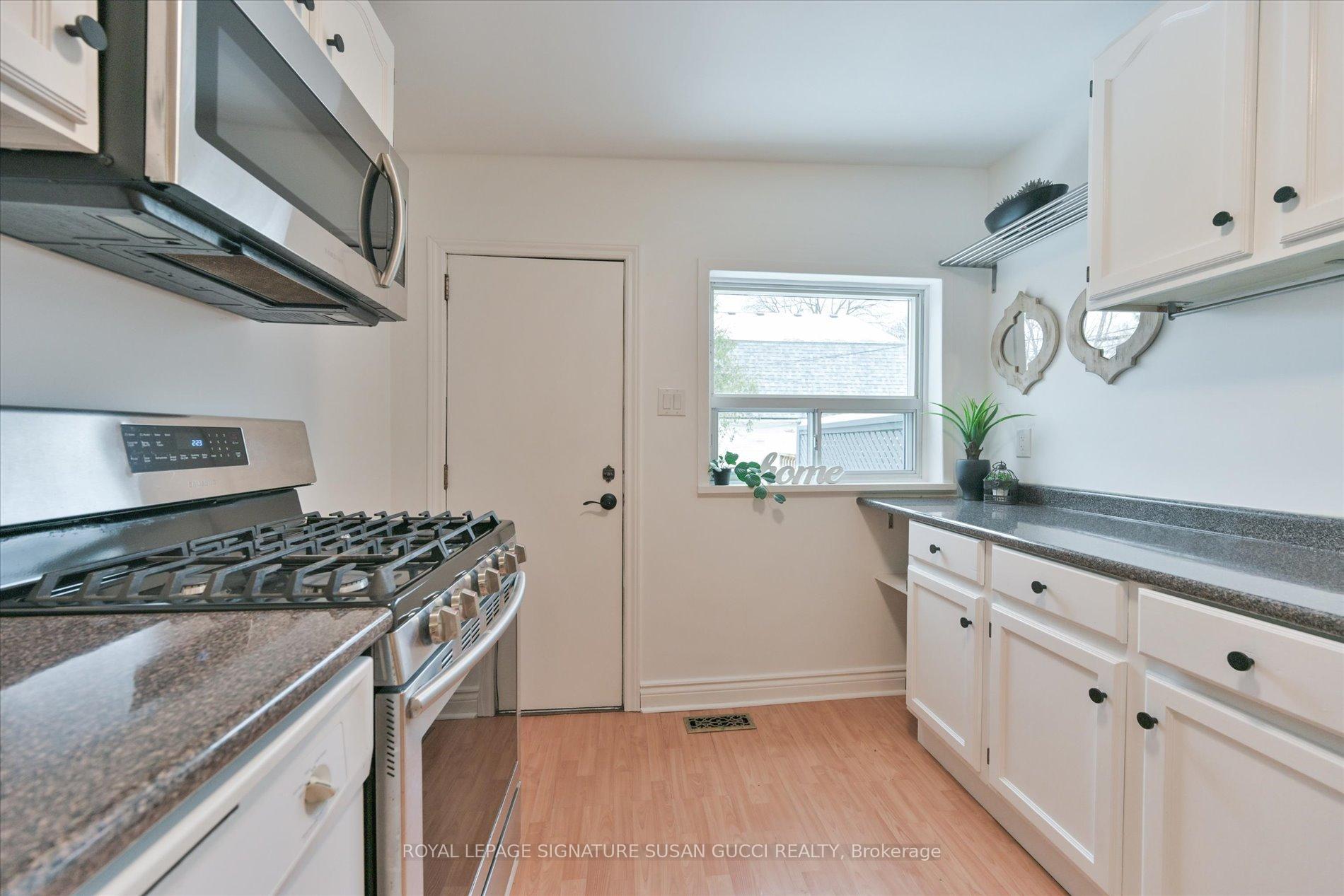 Photo 10 of 43 Bastedo Avenue, Toronto, Woodbine Corridor — HOMEH