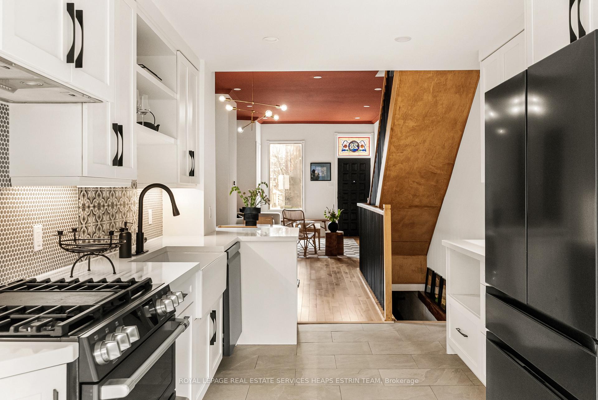 Photo 15 of 28 Blong Avenue, Toronto, South Riverdale — HOMEH
