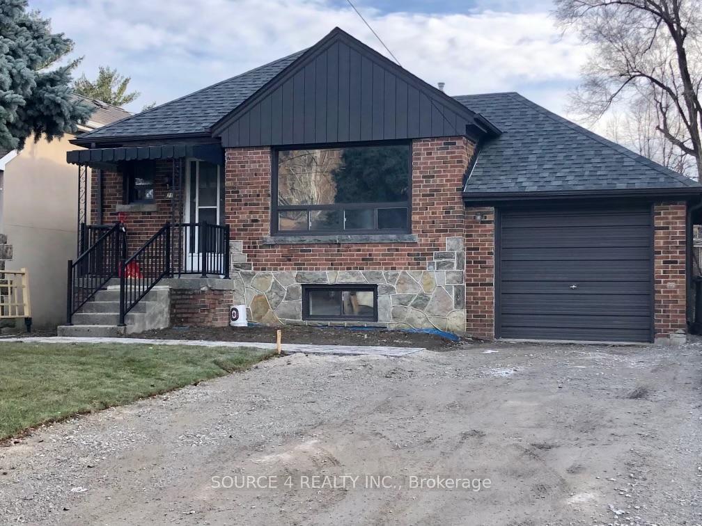 Front of Unit Lower, 21 Burncrest Drive