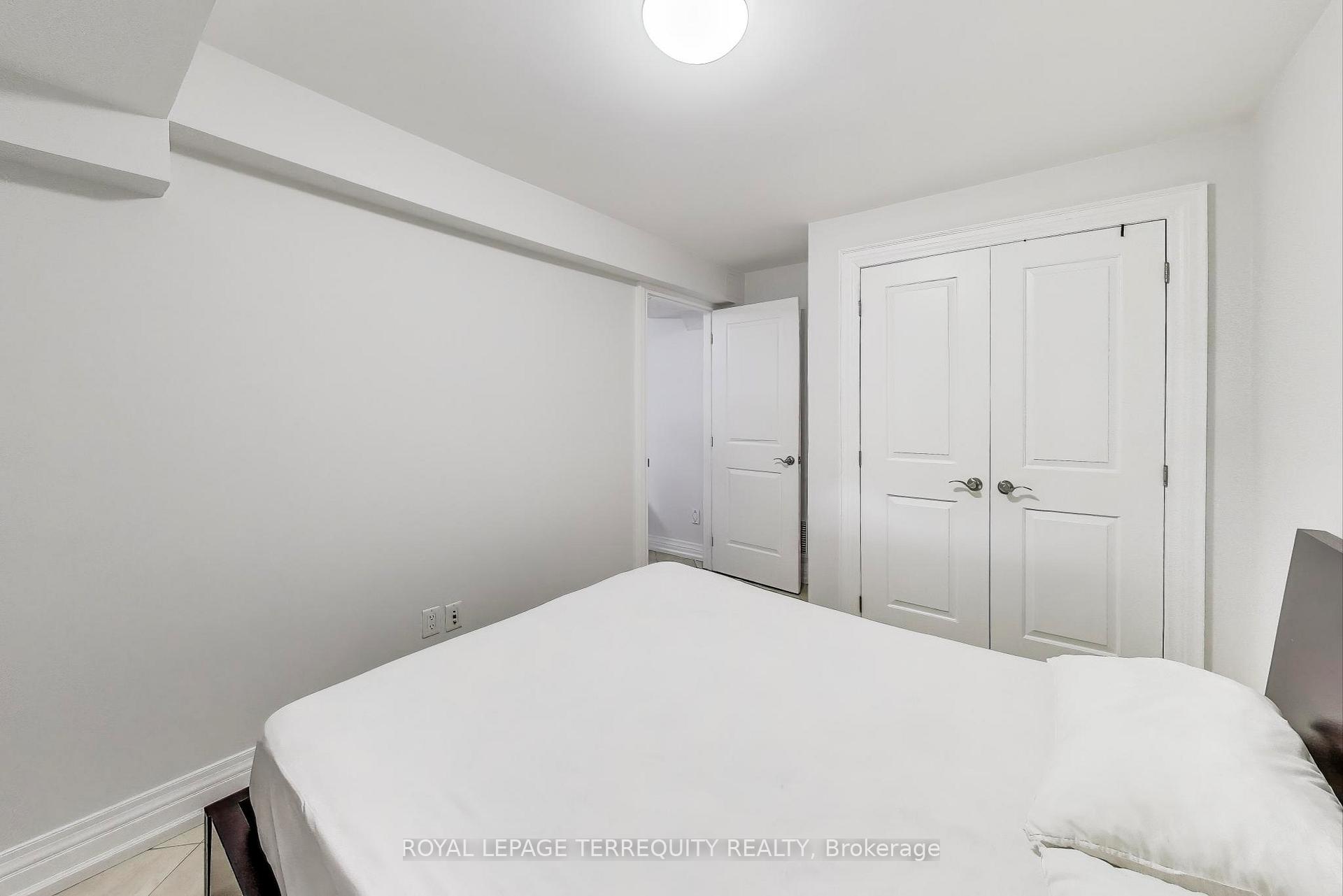 Photo 13 of 1150 Broadview Avenue, Toronto, Broadview North — HOMEH