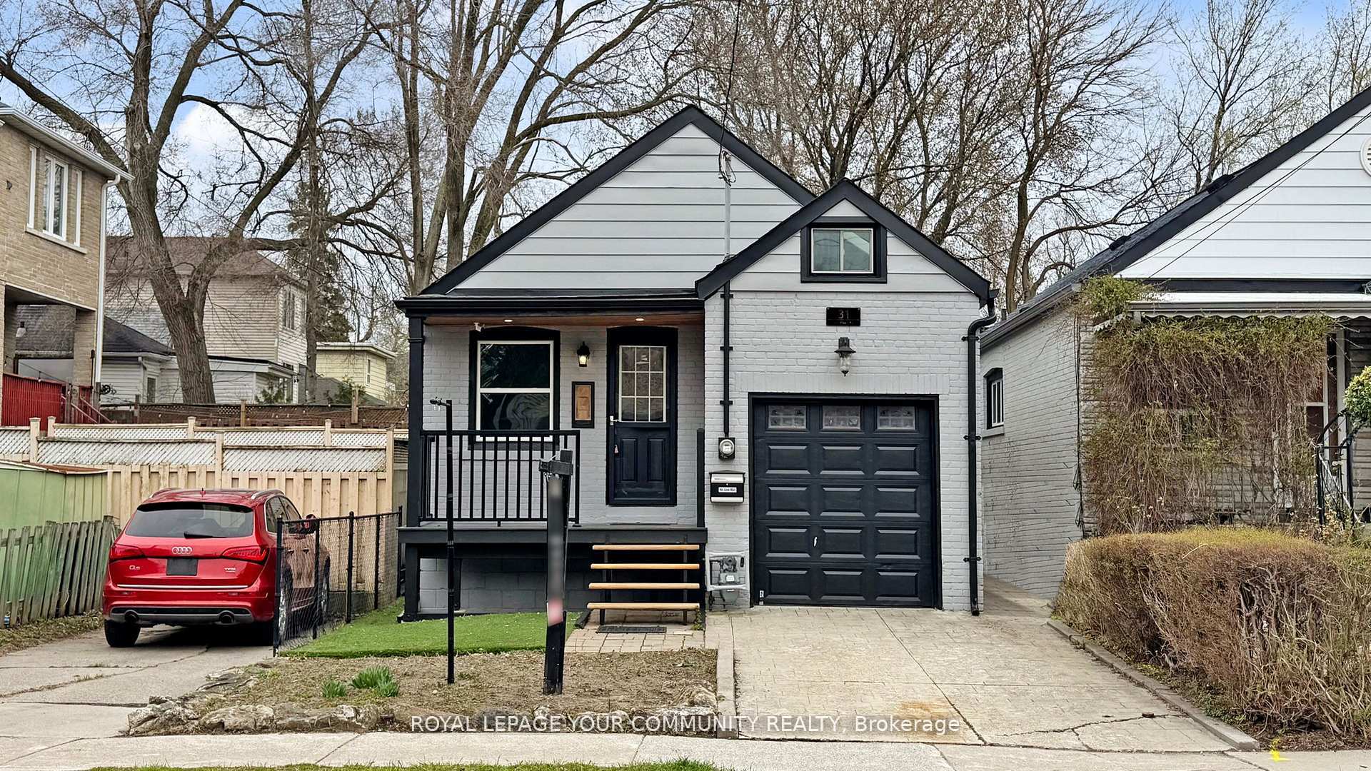 Photo 3 of 31 Hamstead Avenue, Toronto, Woodbine-Lumsden — HOMEH
