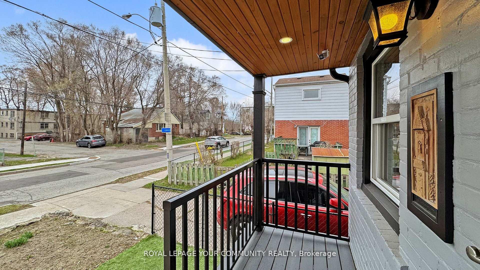 Photo 6 of 31 Hamstead Avenue, Toronto, Woodbine-Lumsden — HOMEH