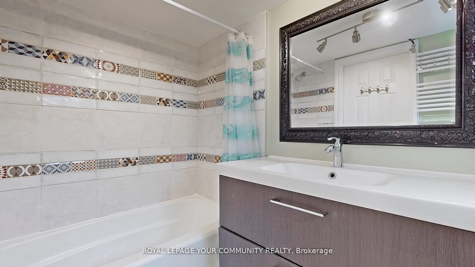 Photo 40 of 31 Hamstead Avenue, Toronto, Woodbine-Lumsden — HOMEH