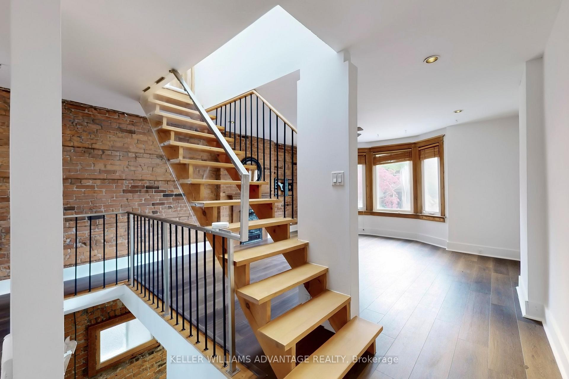 Photo 11 of Unit Upper, 54 Brookmount Road, Toronto, The Beaches — HOMEH