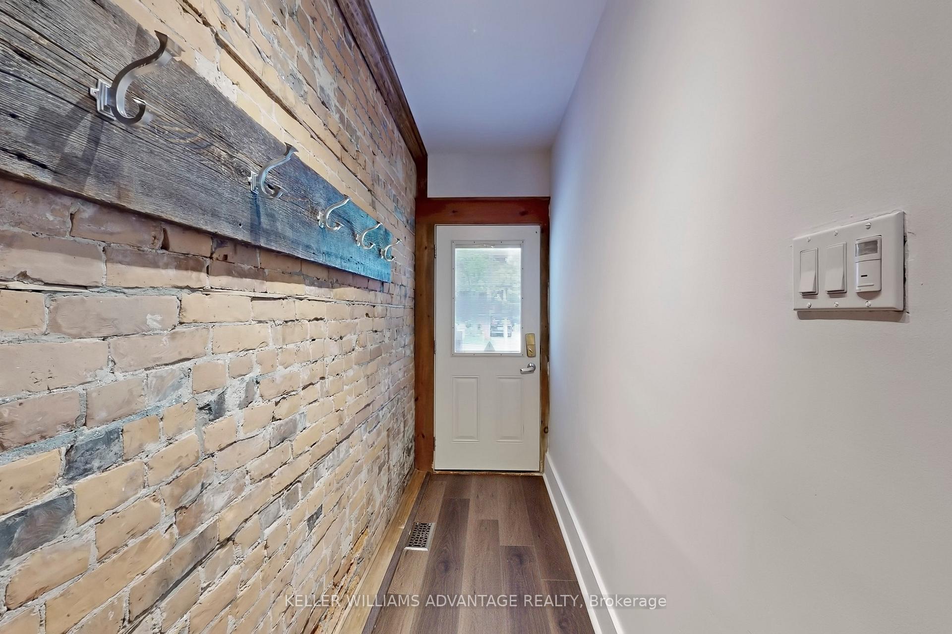 Photo 24 of Unit Upper, 54 Brookmount Road, Toronto, The Beaches — HOMEH