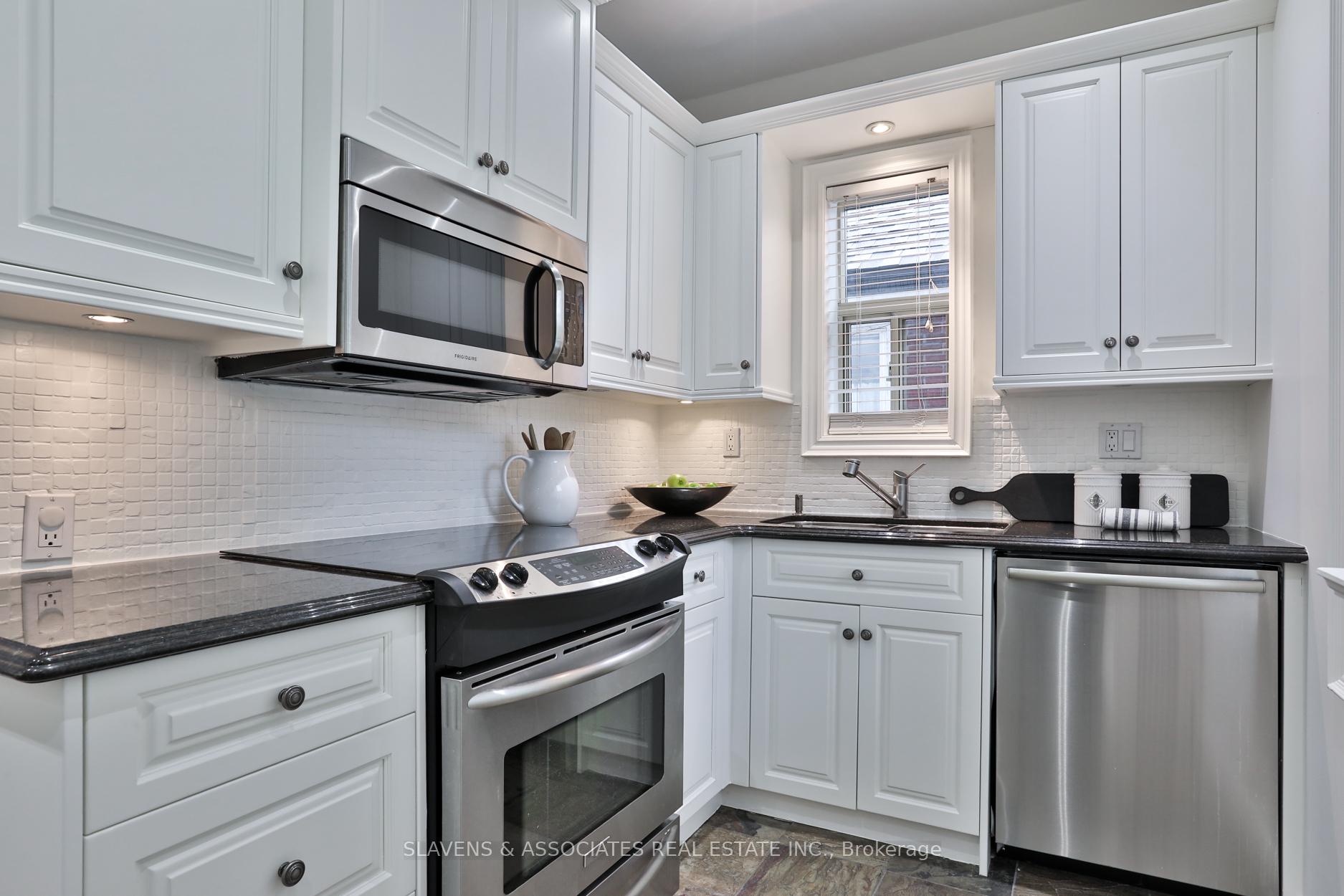 Photo 11 of 50 Jedburgh Road, Toronto, Lawrence Park North — HOMEH