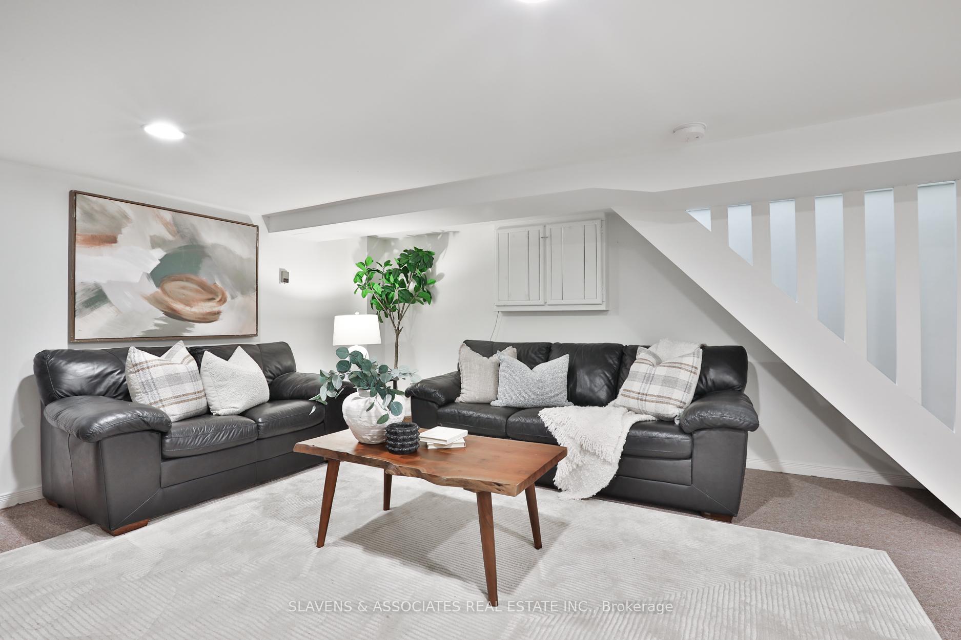 Photo 22 of 50 Jedburgh Road, Toronto, Lawrence Park North — HOMEH