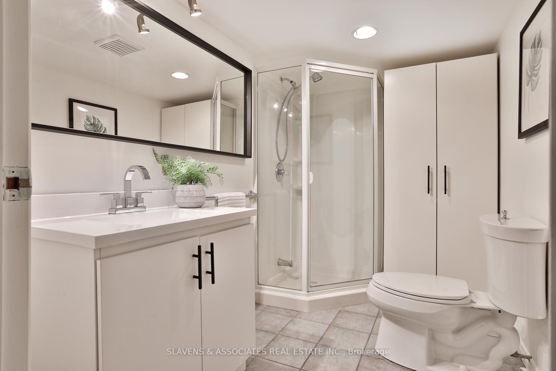 Photo 23 of 50 Jedburgh Road, Toronto, Lawrence Park North — HOMEH