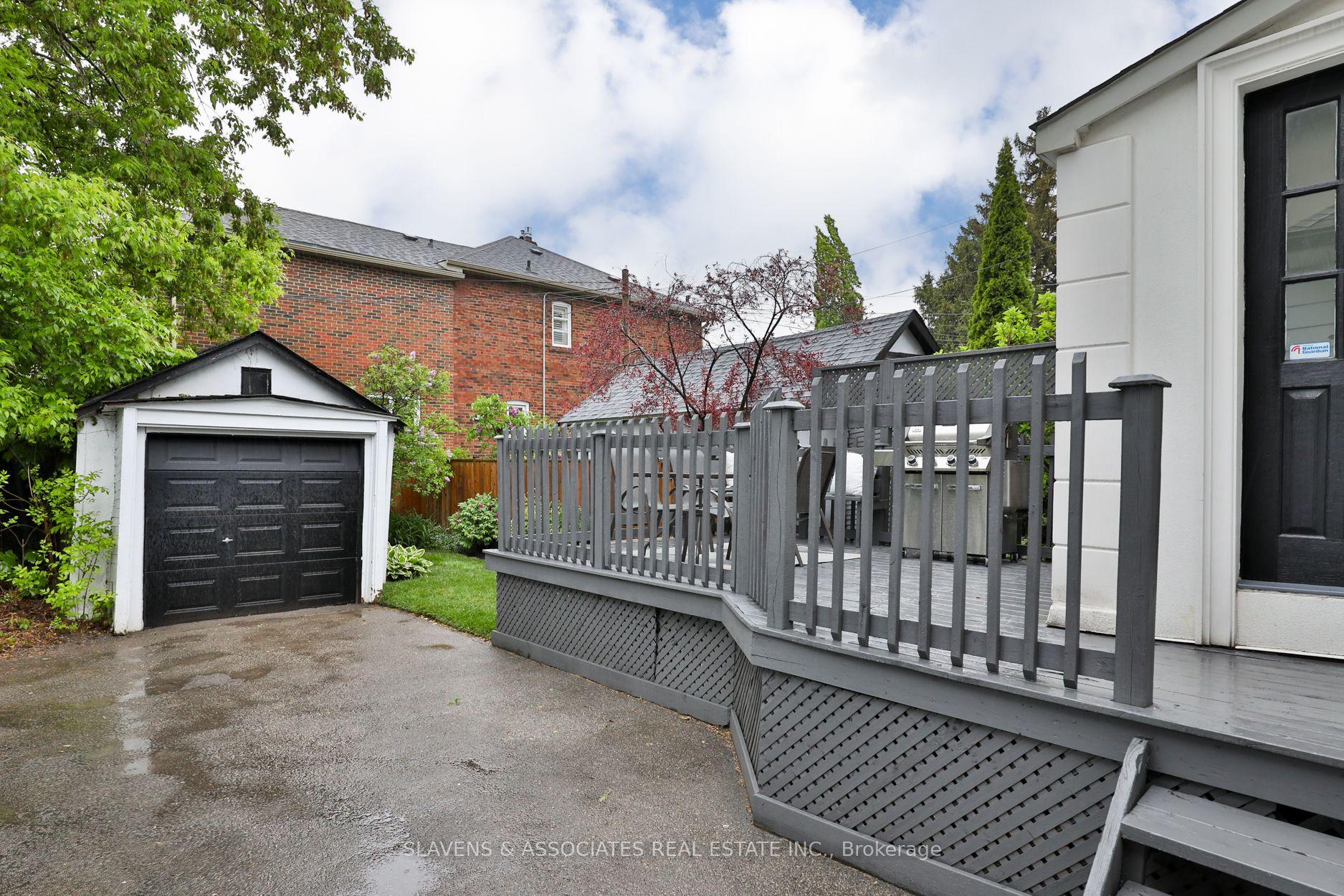 Photo 24 of 50 Jedburgh Road, Toronto, Lawrence Park North — HOMEH