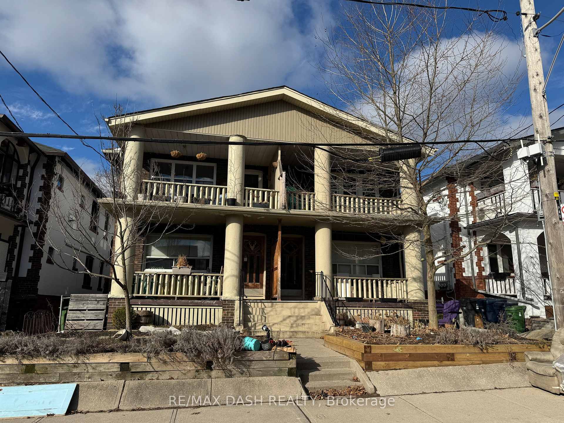 Front of Unit Bsmnt, 38 Hammersmith Avenue