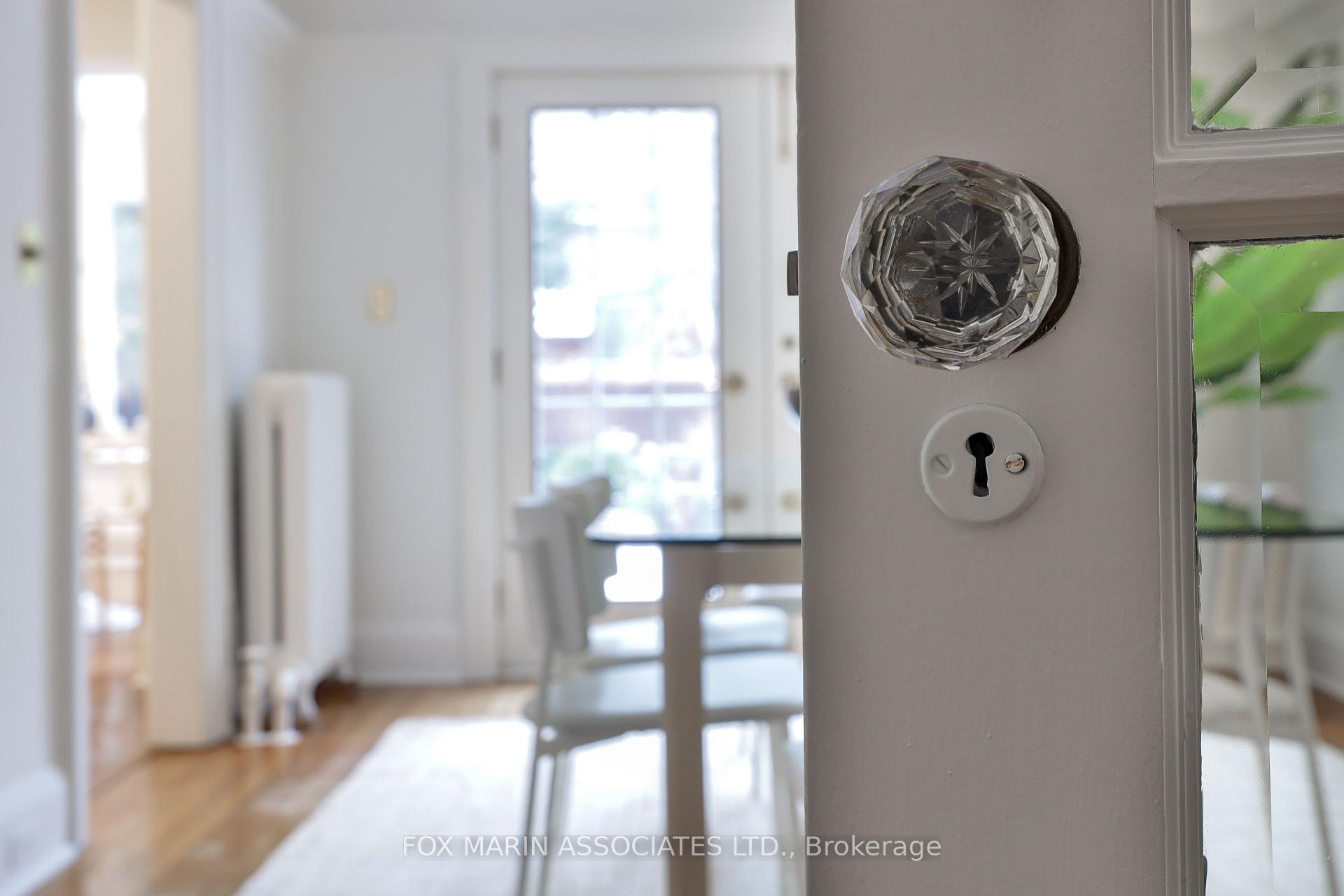 Photo 3 of 134 Colin Avenue, Toronto, Yonge-Eglinton — HOMEH