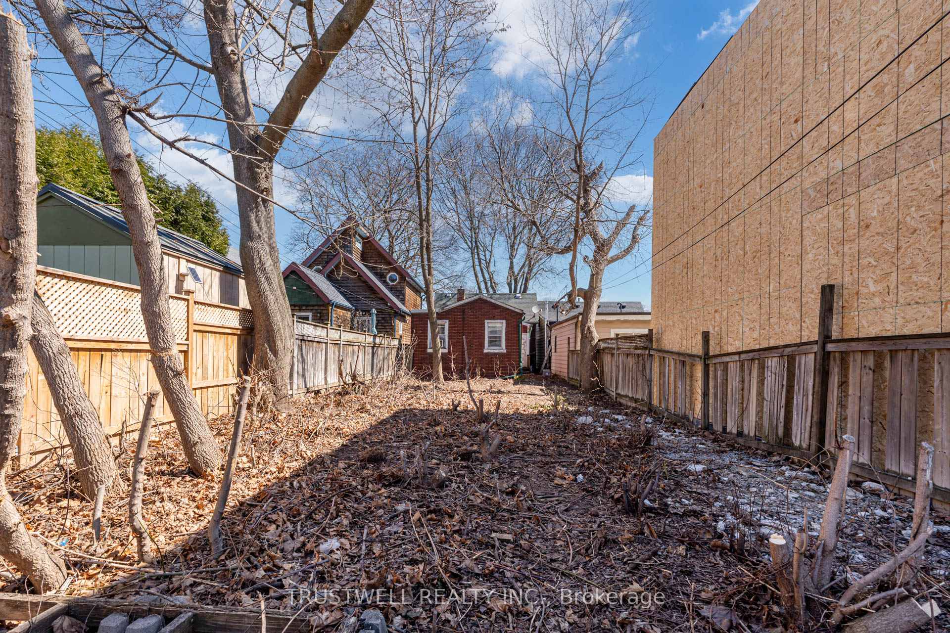 Photo 6 of 14 Bushell Avenue, Toronto, South Riverdale — HOMEH