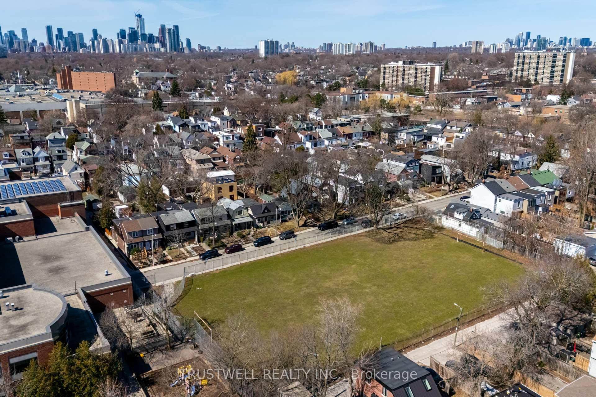 Photo 11 of 14 Bushell Avenue, Toronto, South Riverdale — HOMEH