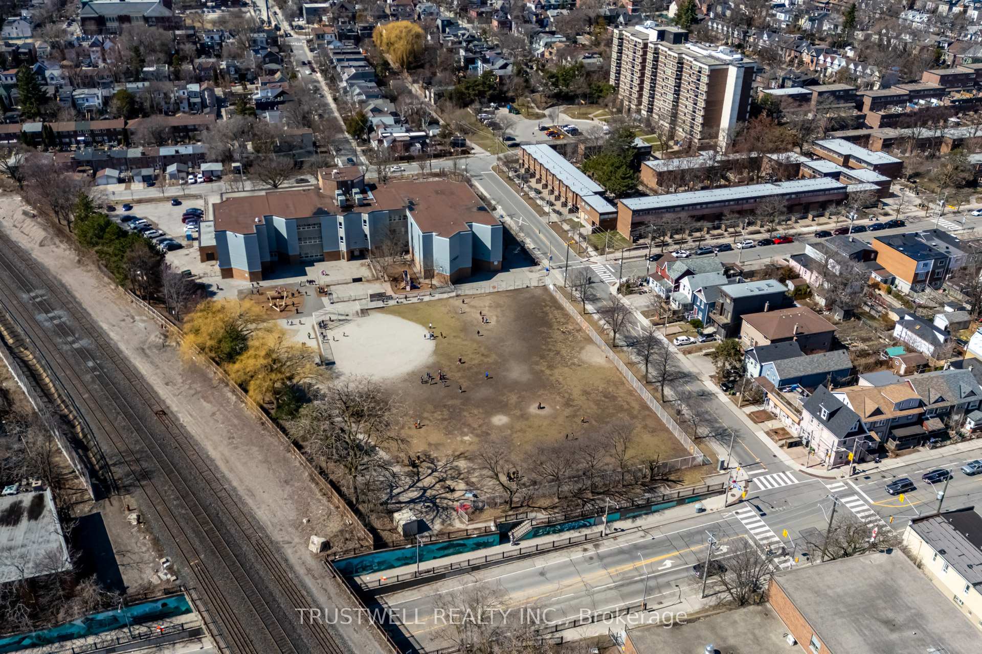 Photo 19 of 14 Bushell Avenue, Toronto, South Riverdale — HOMEH