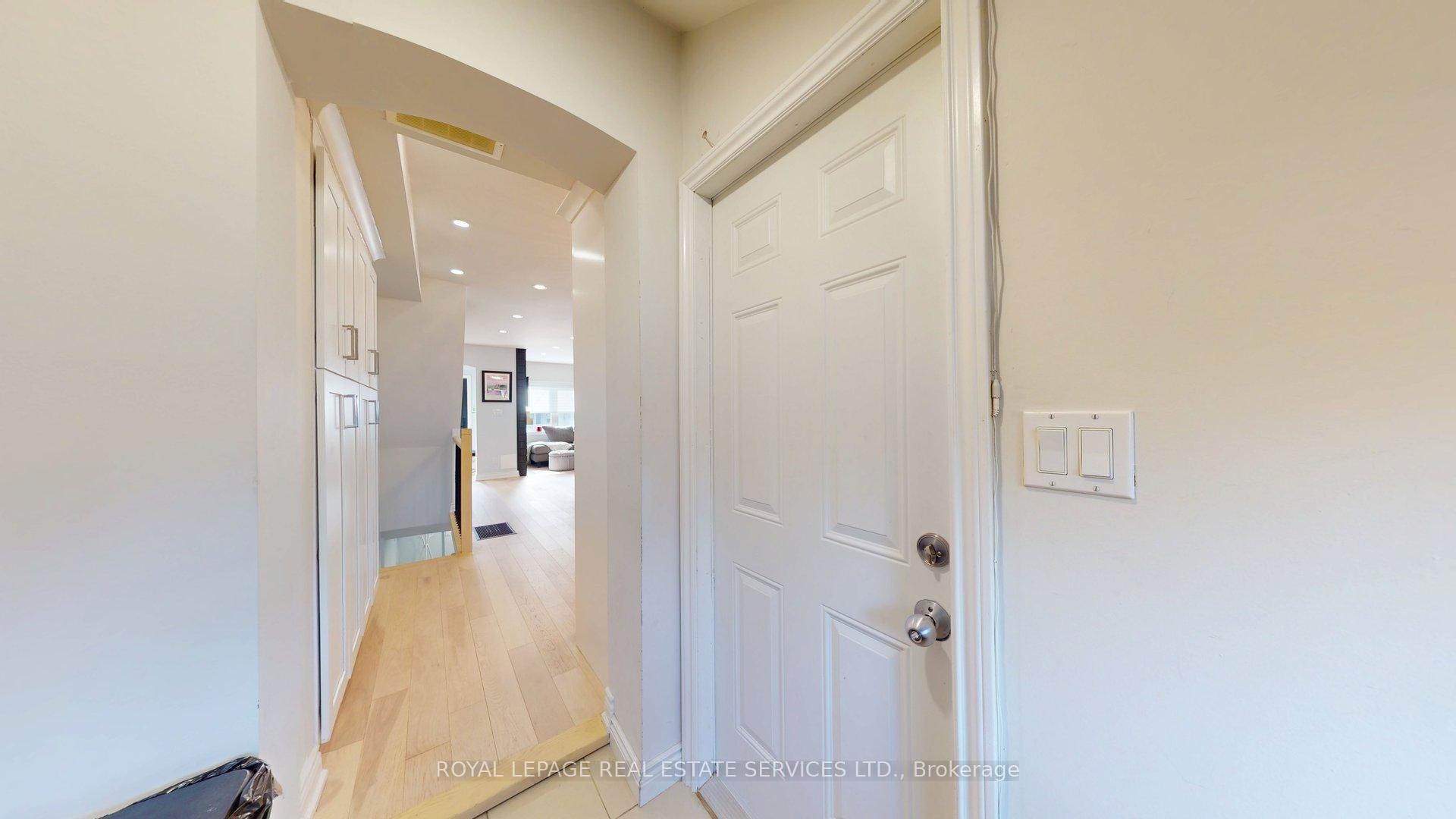 Photo 2 of 168 Ronan Avenue, Toronto, Lawrence Park North — HOMEH