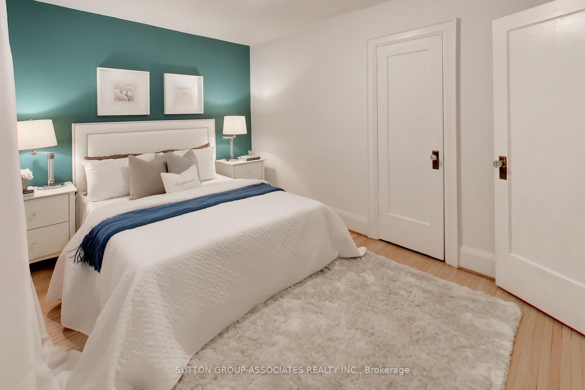 Photo 14 of 25 Roseneath Gardens, Toronto, Oakwood Village — HOMEH
