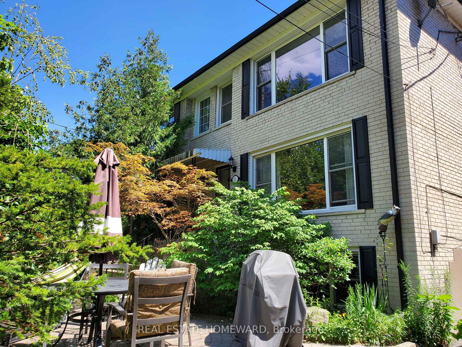 Front of Unit Main Floor, 21 Love Crescent