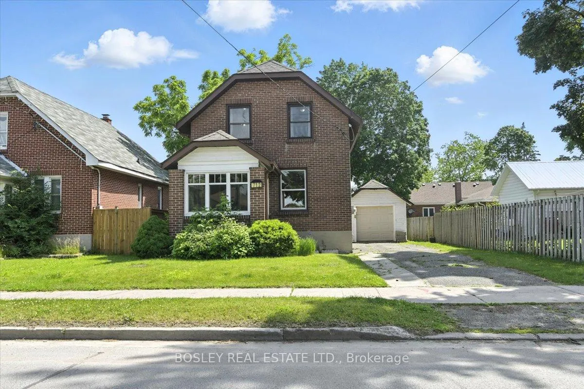 Photo 2 of 712 Park Street S, Peterborough, Otonabee Ward 1 — HOMEH