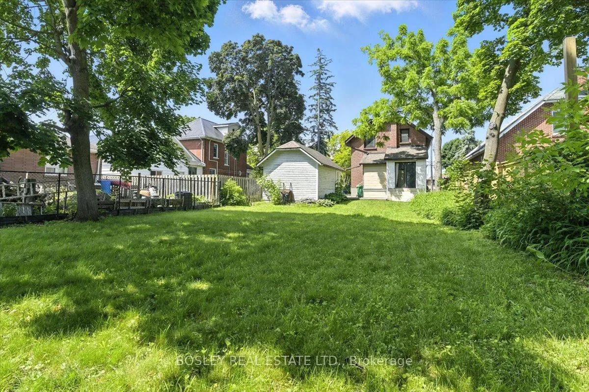 Photo 23 of 712 Park Street S, Peterborough, Otonabee Ward 1 — HOMEH