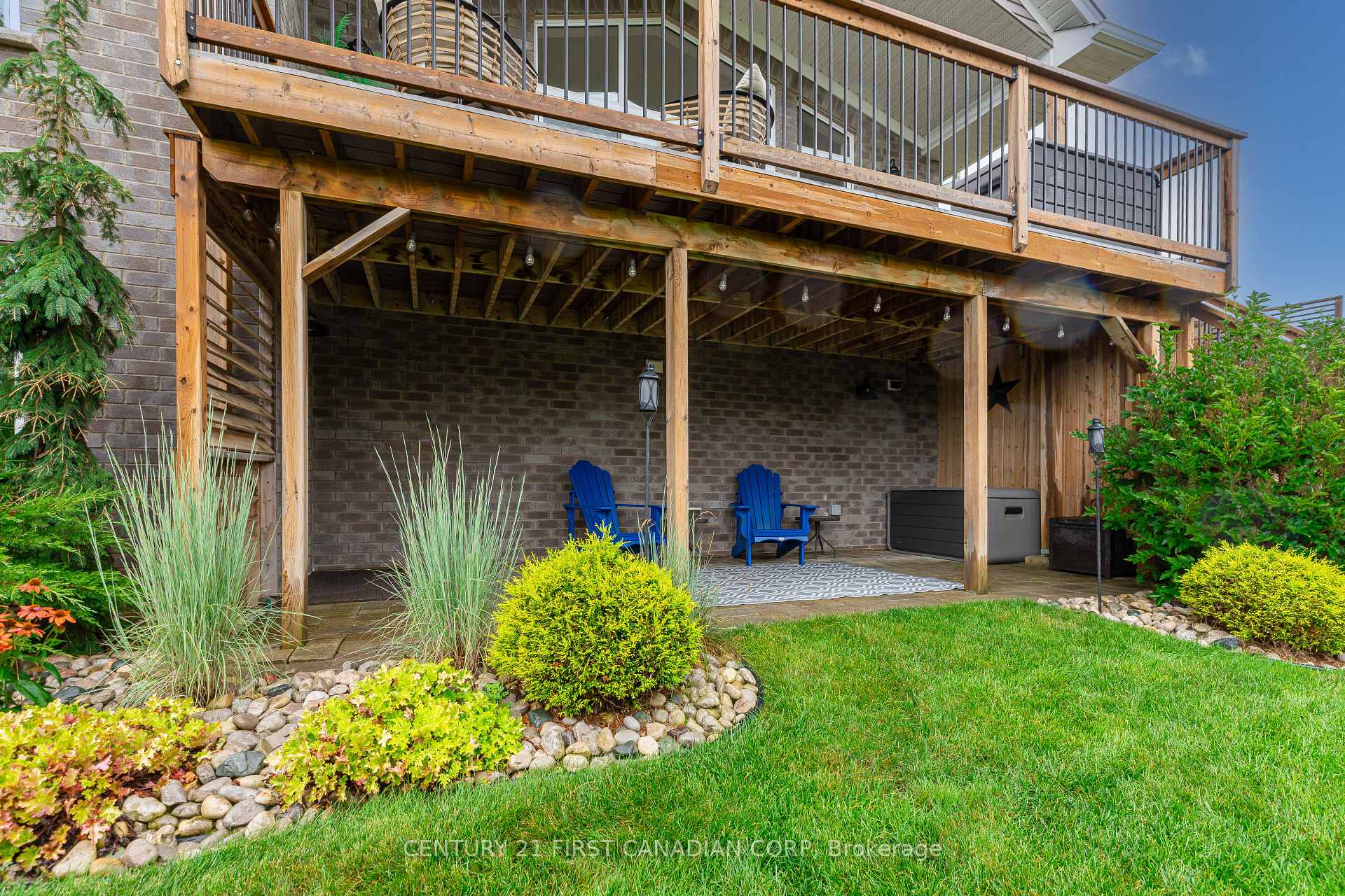 Photo 6 of 209 Everett Lane, Strathroy-Caradoc, NE — HOMEH