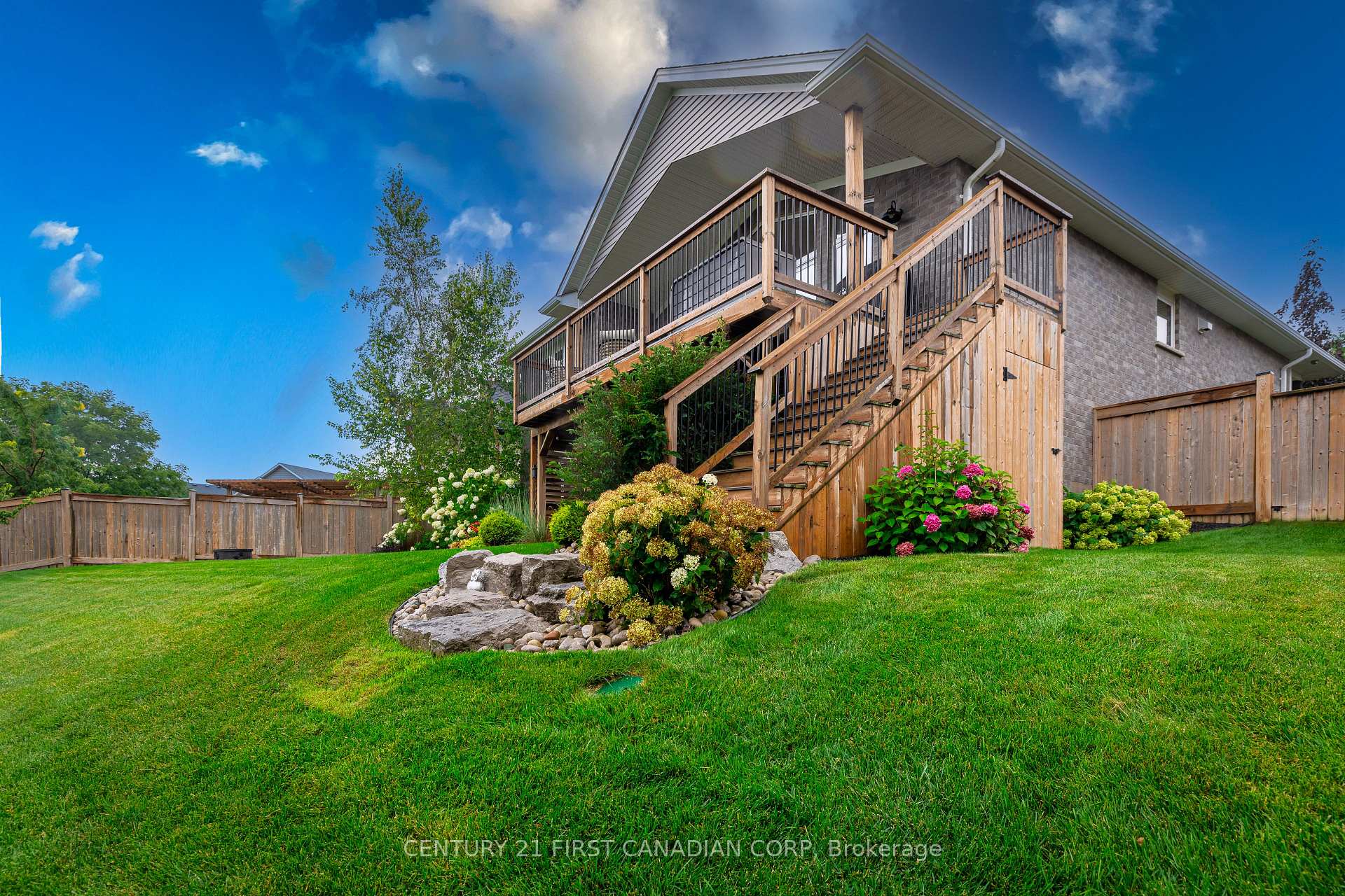 Photo 7 of 209 Everett Lane, Strathroy-Caradoc, NE — HOMEH