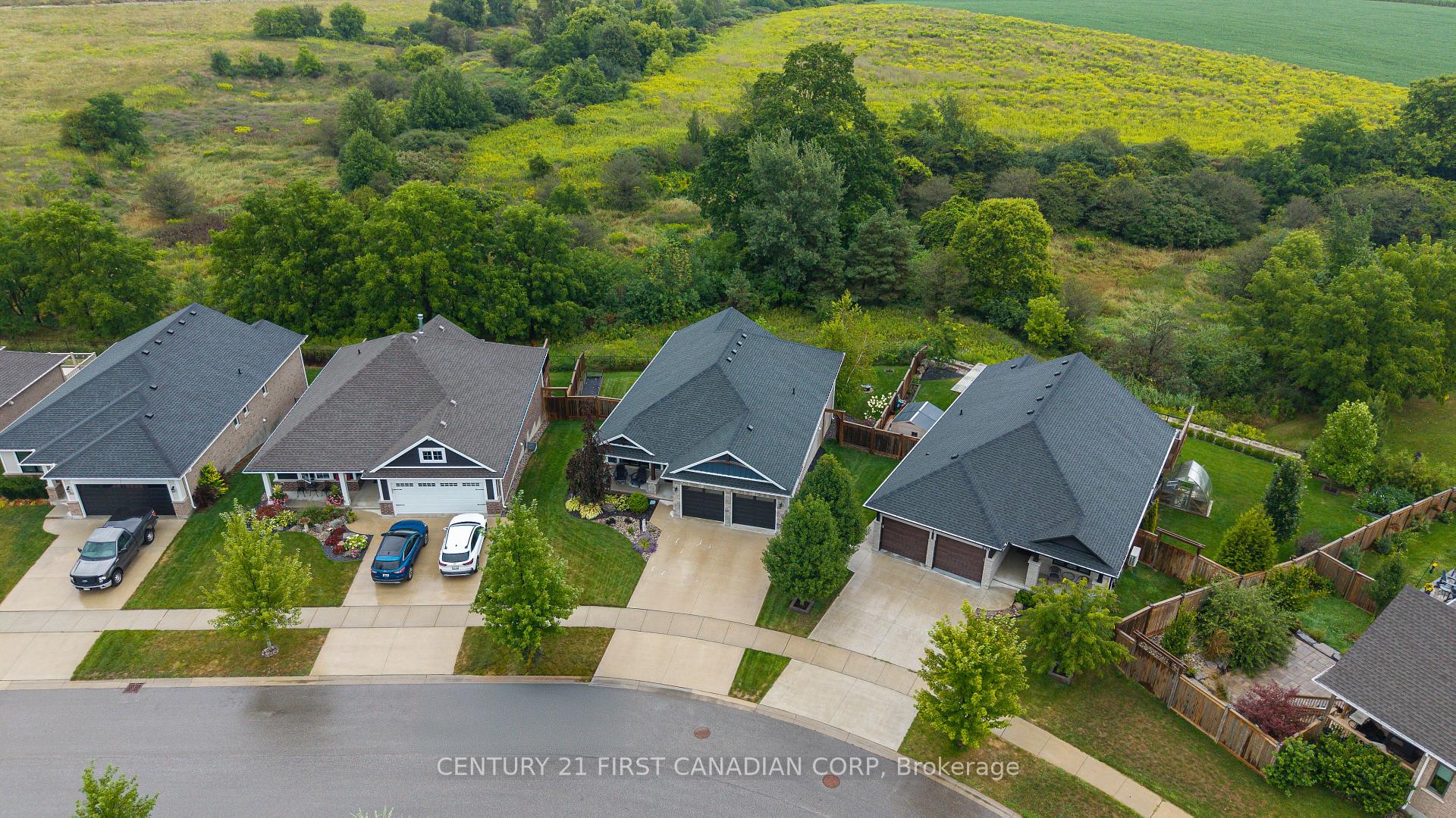 Photo 8 of 209 Everett Lane, Strathroy-Caradoc, NE — HOMEH