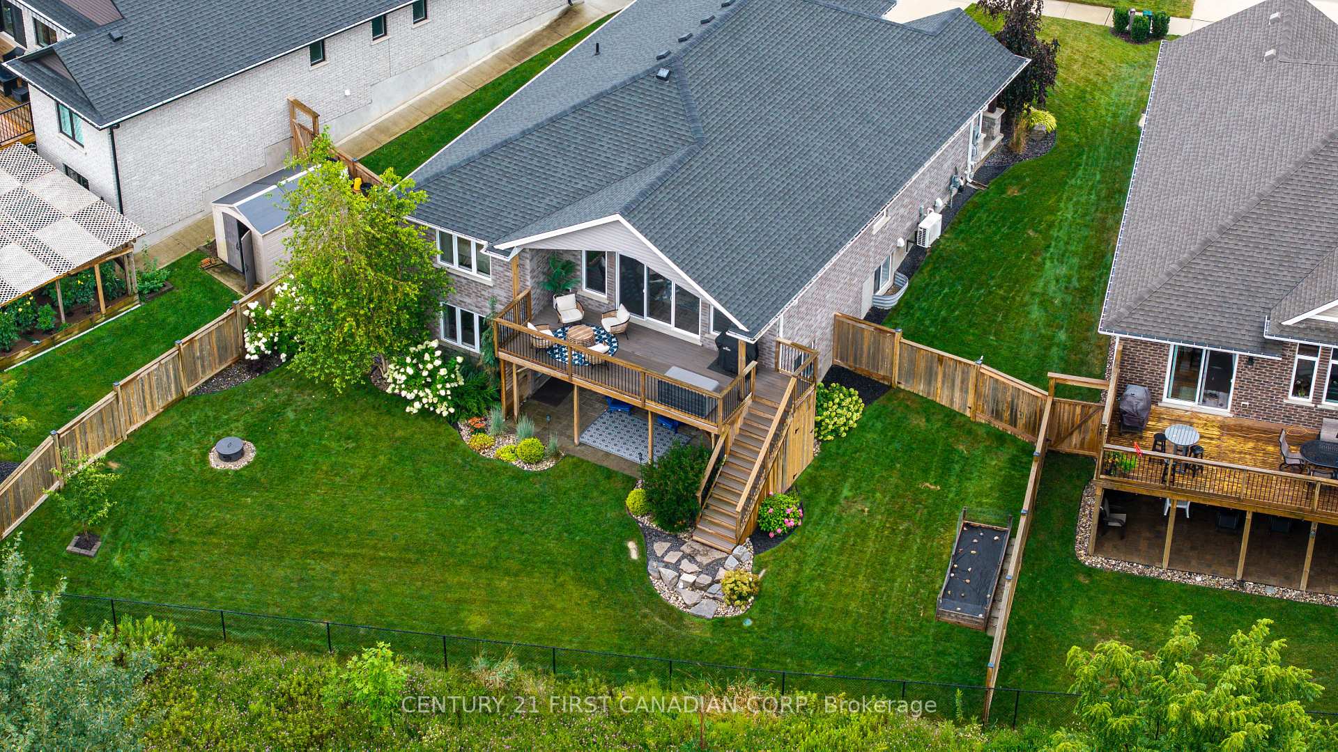 Photo 12 of 209 Everett Lane, Strathroy-Caradoc, NE — HOMEH