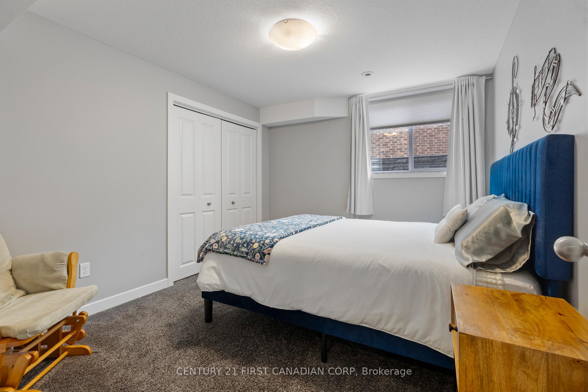 Photo 37 of 209 Everett Lane, Strathroy-Caradoc, NE — HOMEH