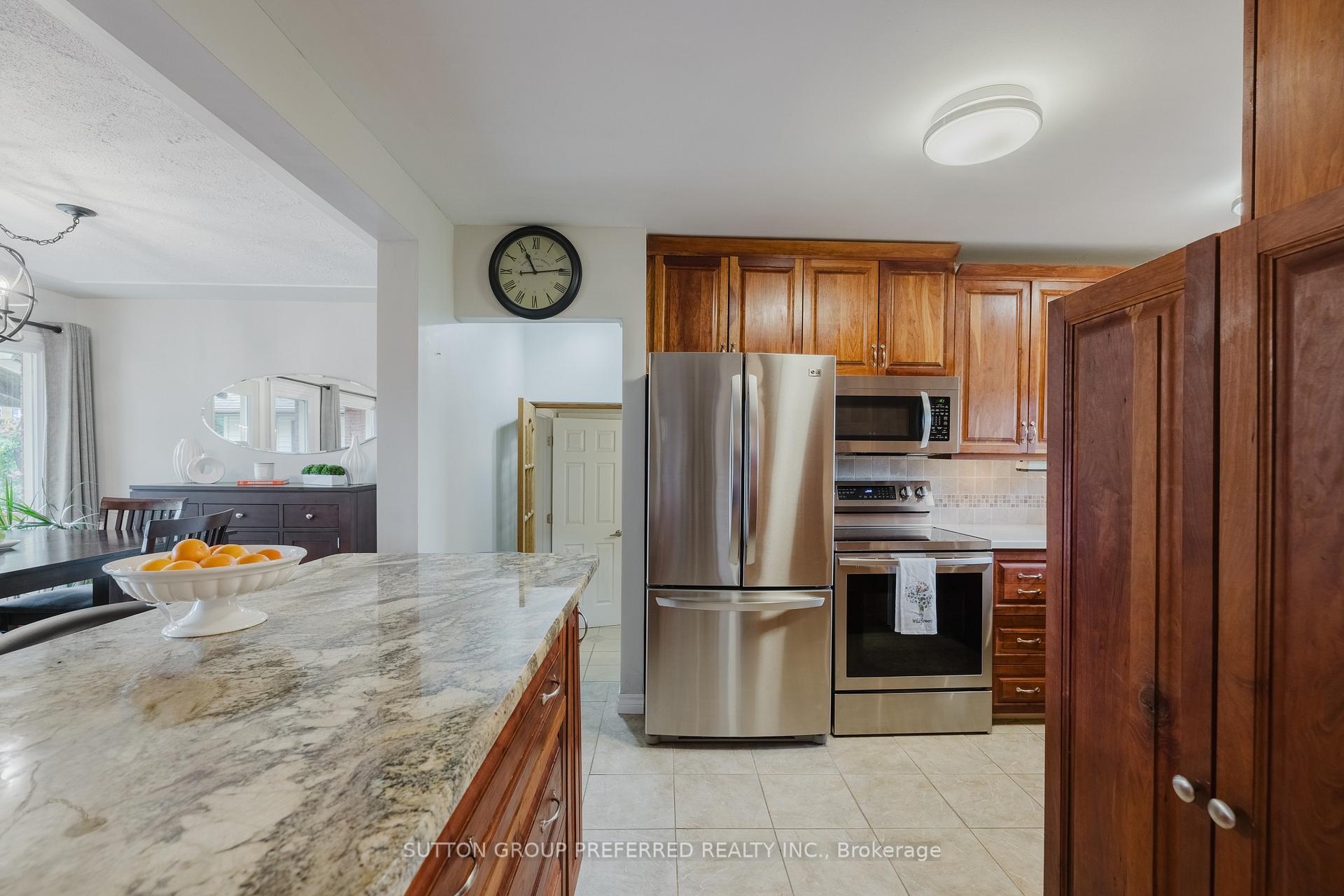 Photo 7 of 3304 Hamilton Road, Thames Centre, Rural Thames Centre — HOMEH