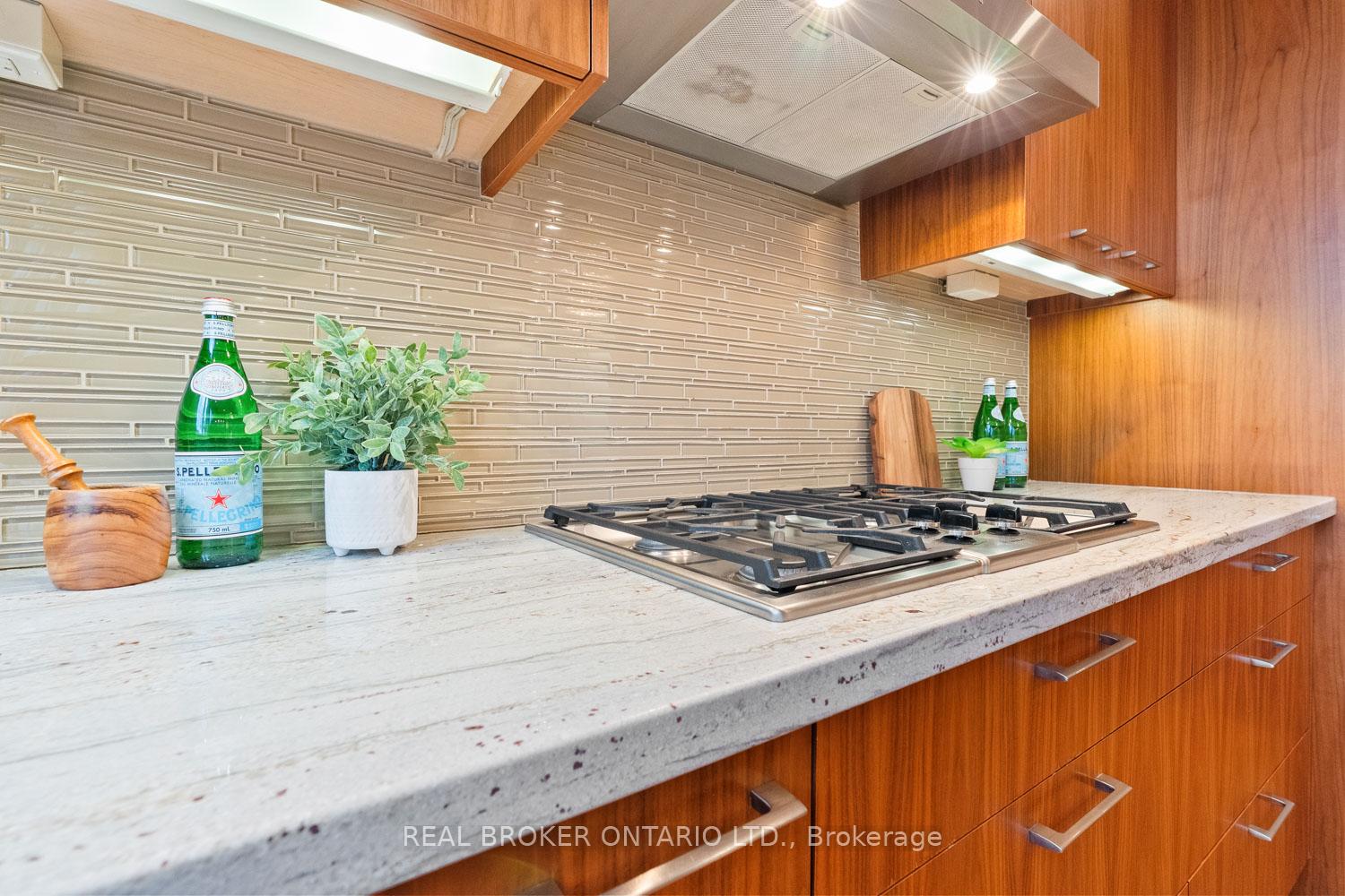 Photo 9 of 51 Seymour Avenue, Toronto, Blake-Jones — HOMEH