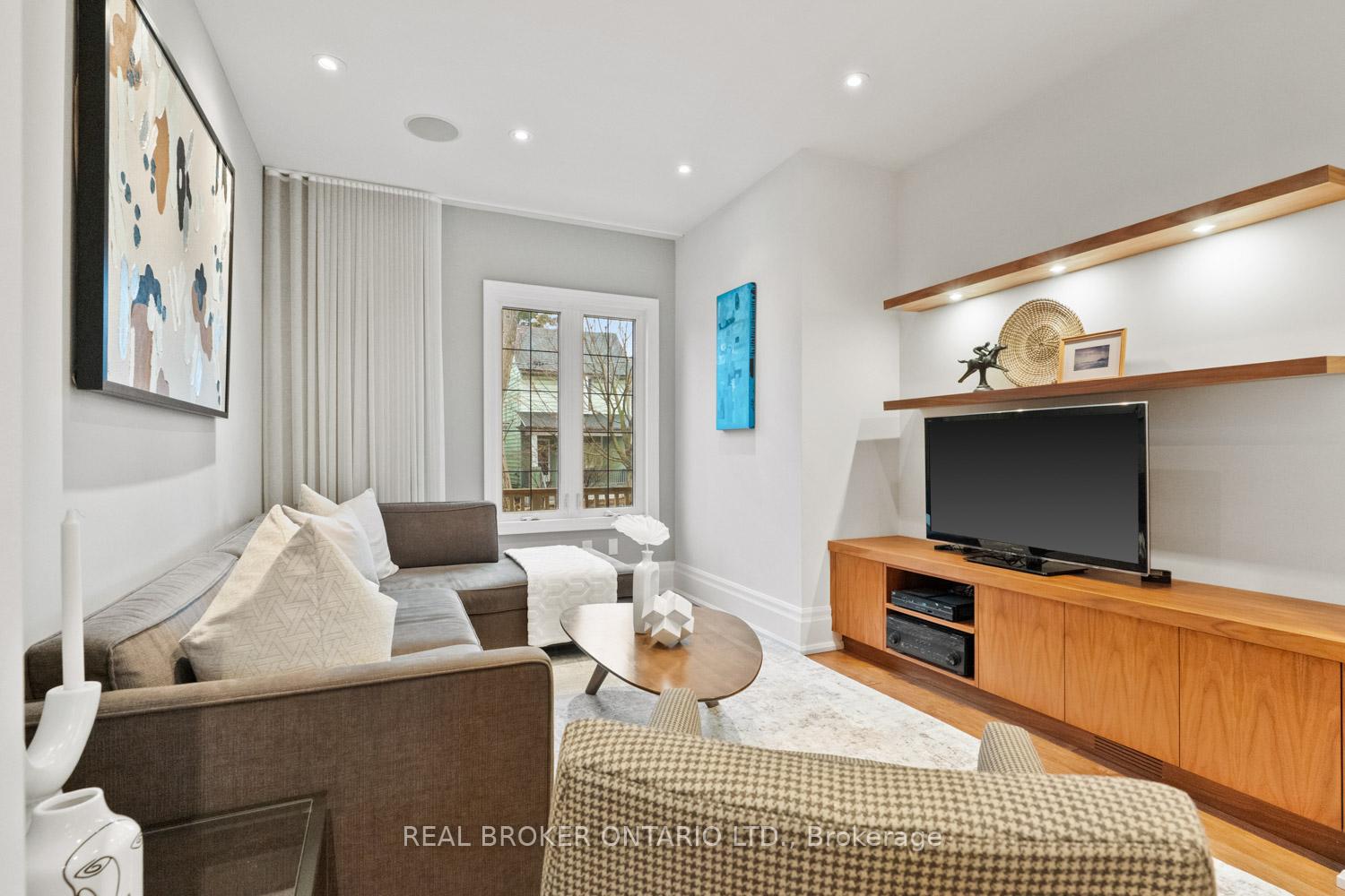 Photo 13 of 51 Seymour Avenue, Toronto, Blake-Jones — HOMEH