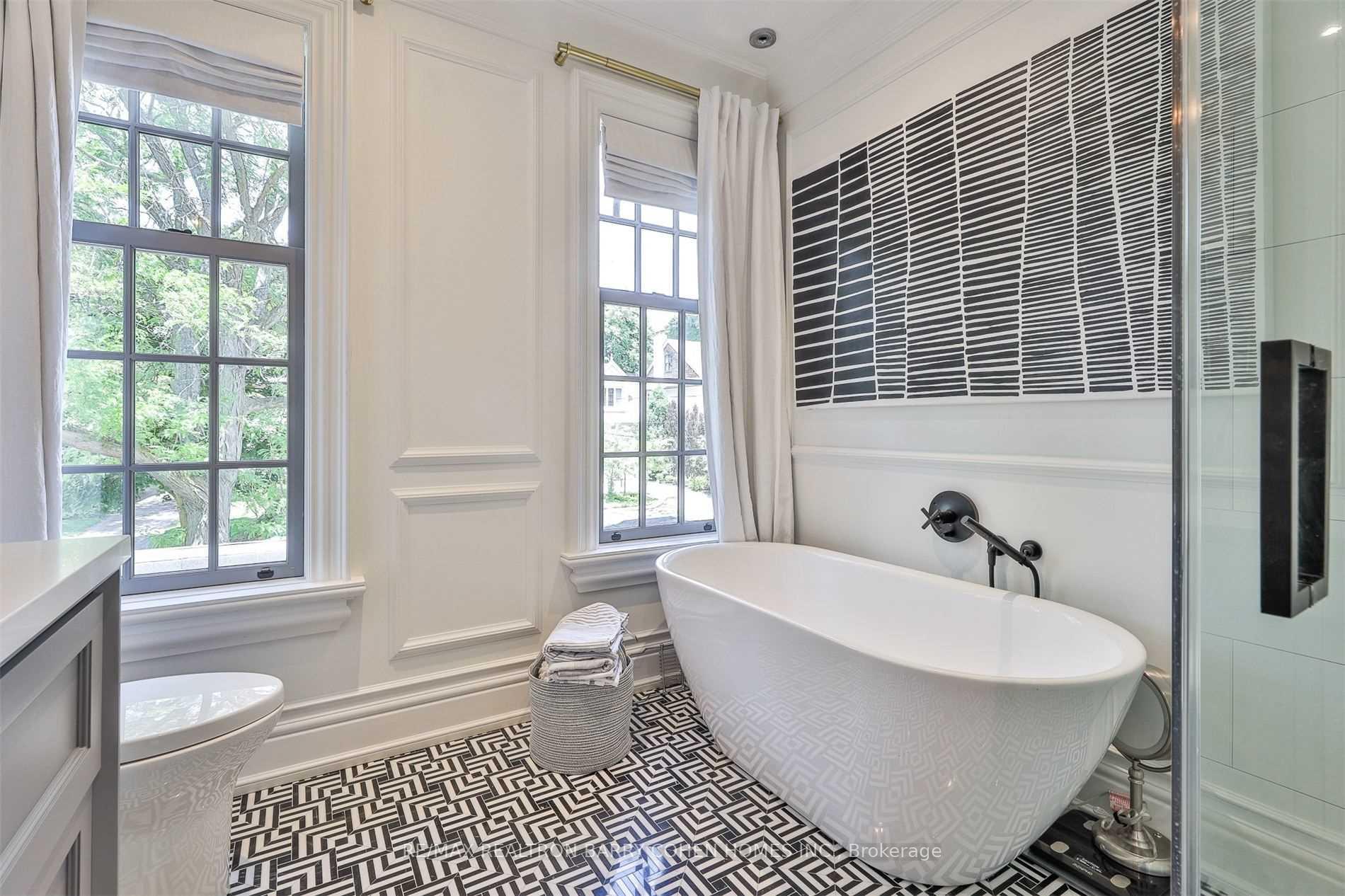 Photo 25 of 185 Dawlish Avenue, Toronto, Lawrence Park South — HOMEH