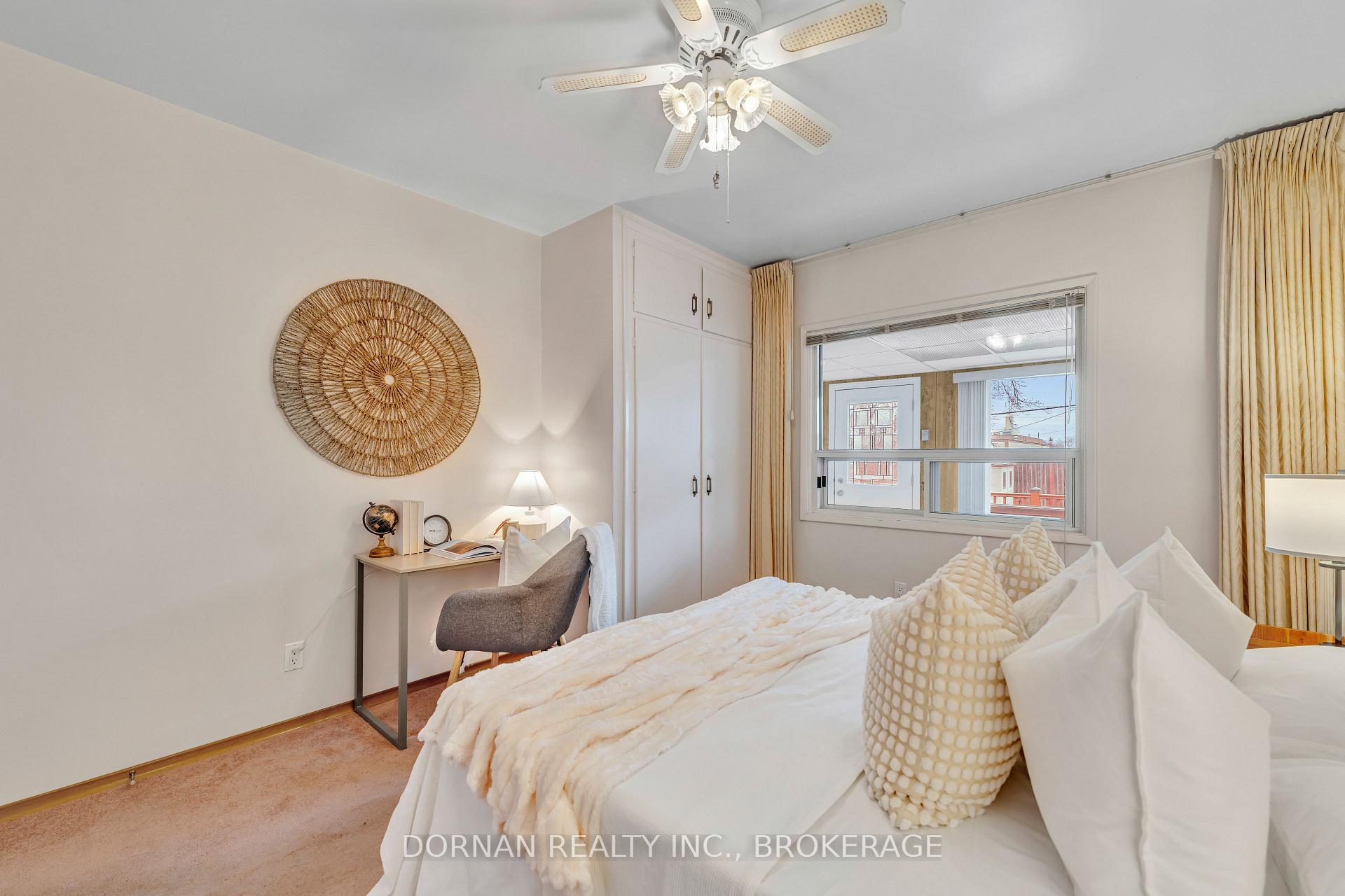 Photo 19 of 11 Frey Crescent, Scarborough, Wexford-Maryvale — HOMEH