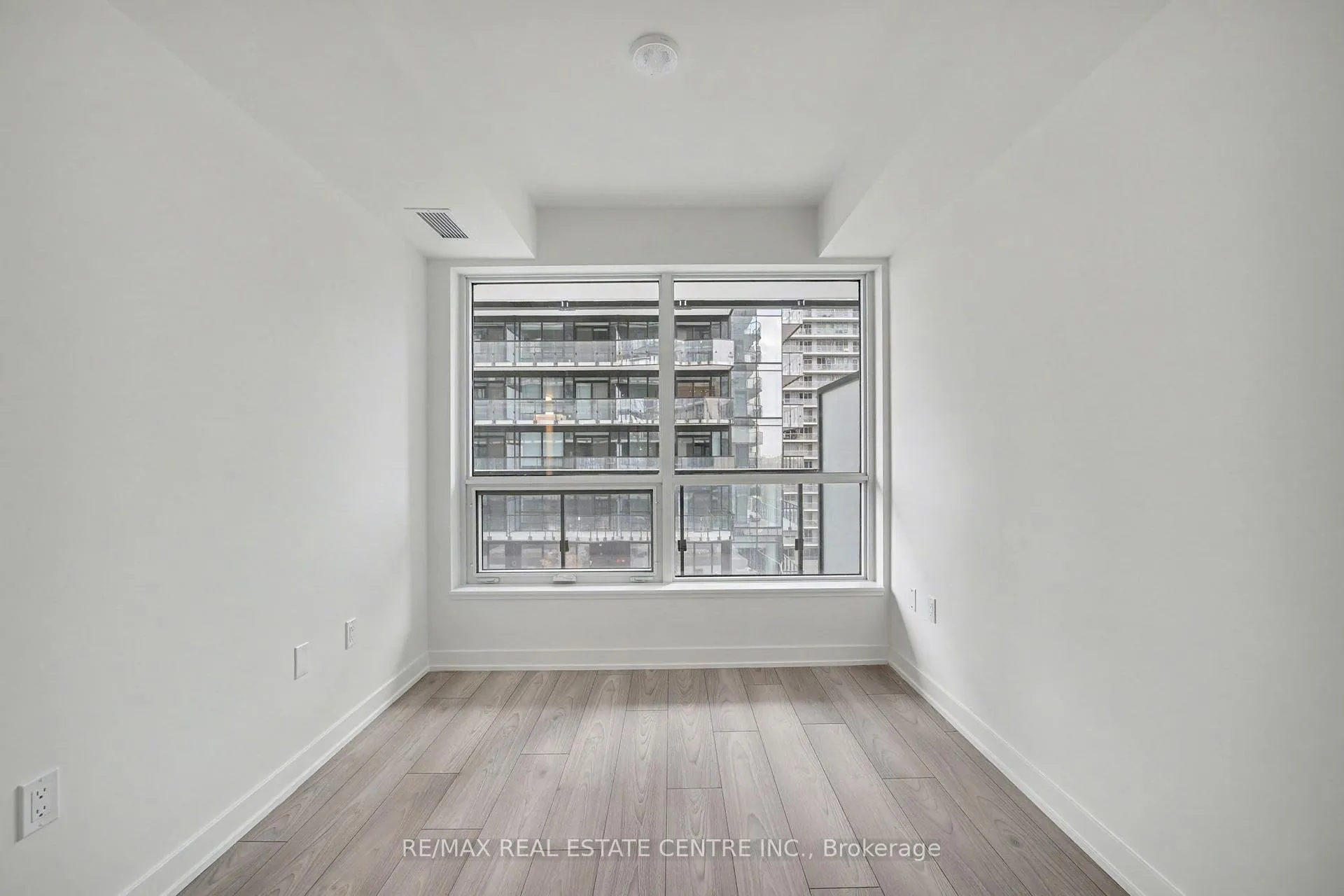 Photo 19 of Unit 1109, 120 Broadway Avenue, Toronto, Mount Pleasant West — HOMEH