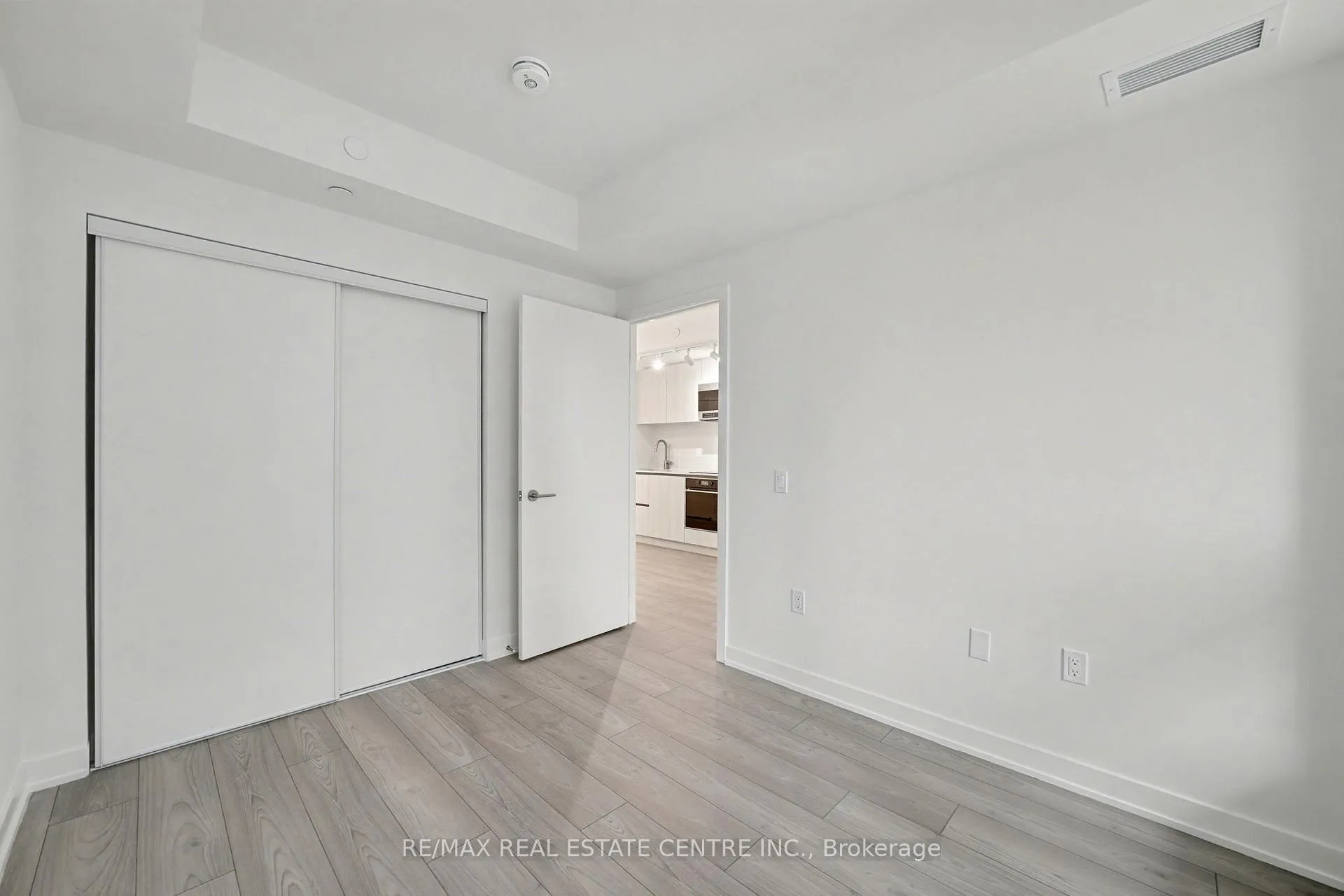 Photo 21 of Unit 1109, 120 Broadway Avenue, Toronto, Mount Pleasant West — HOMEH