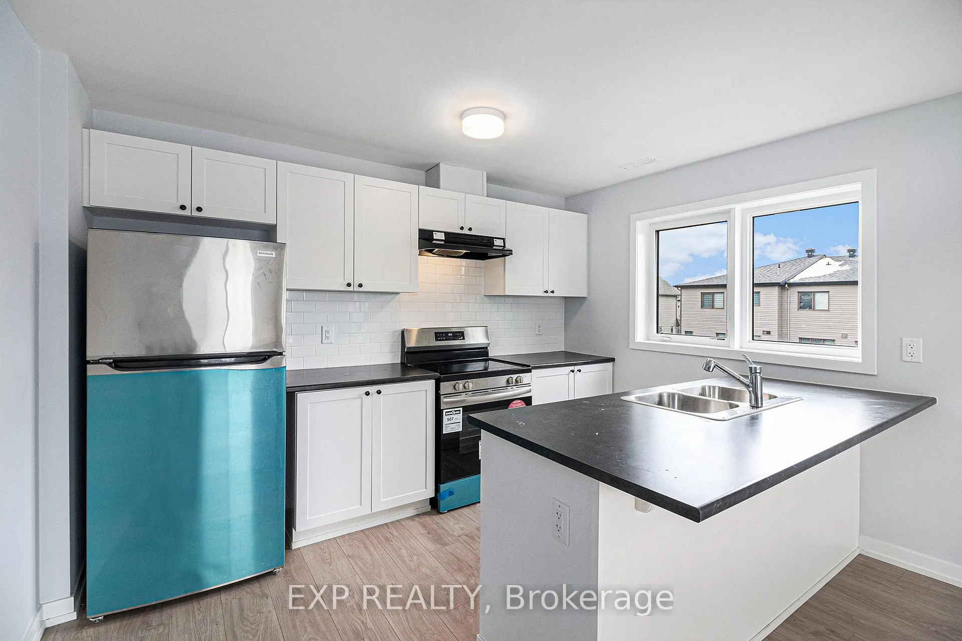 Photo 5 of 57 Dashing Private, Ottawa, Avalon West — HOMEH