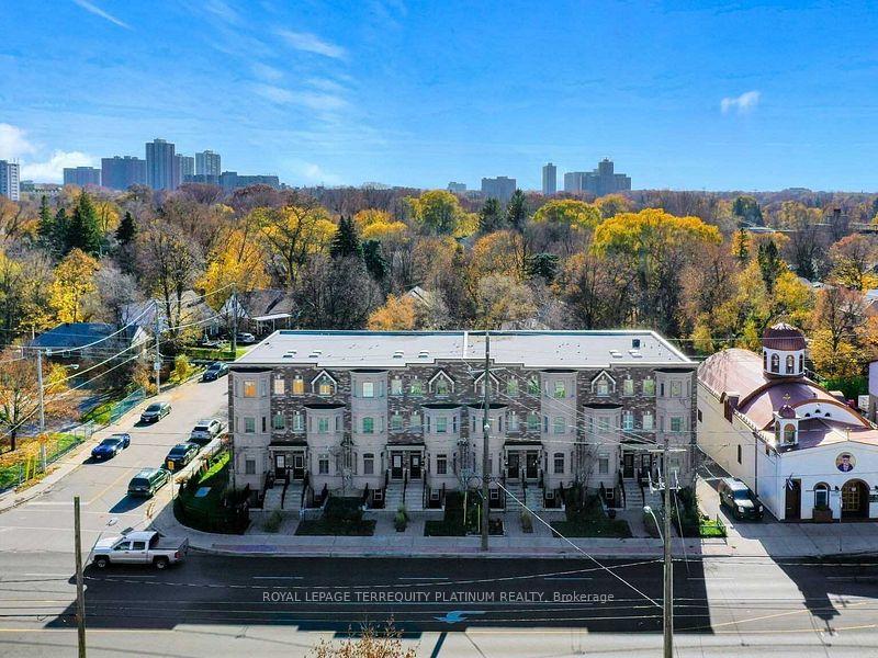 Front of Unit Lower, 2823 St Clair Avenue E