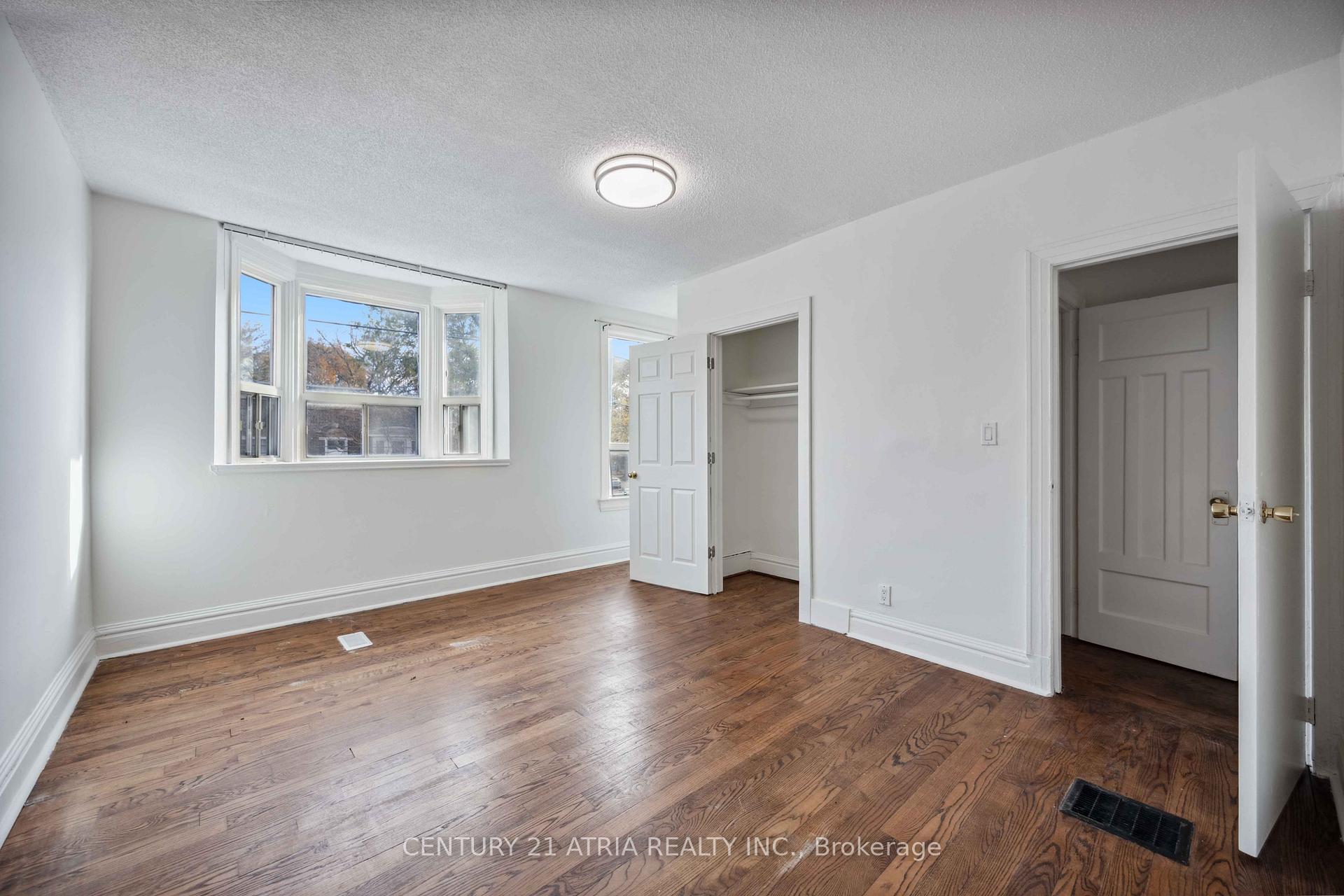 Photo 2 of 1860 Gerrard Street E, Toronto, Woodbine Corridor — HOMEH