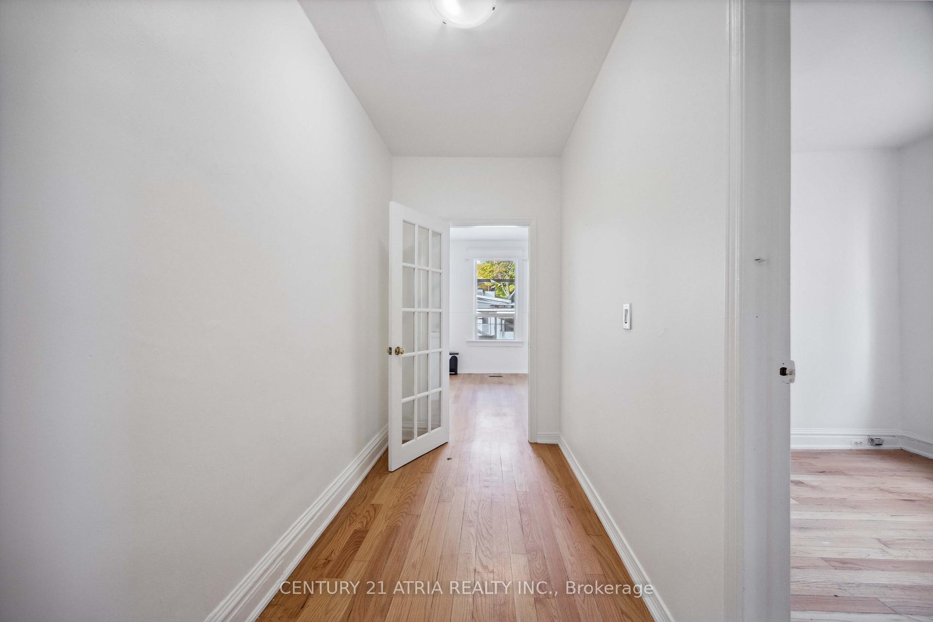 Photo 16 of 1860 Gerrard Street E, Toronto, Woodbine Corridor — HOMEH