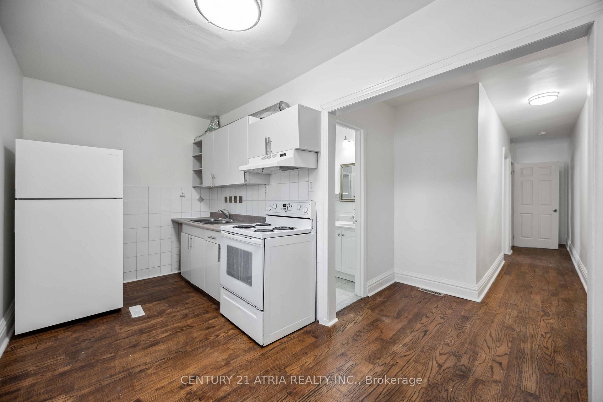 Photo 23 of 1860 Gerrard Street E, Toronto, Woodbine Corridor — HOMEH