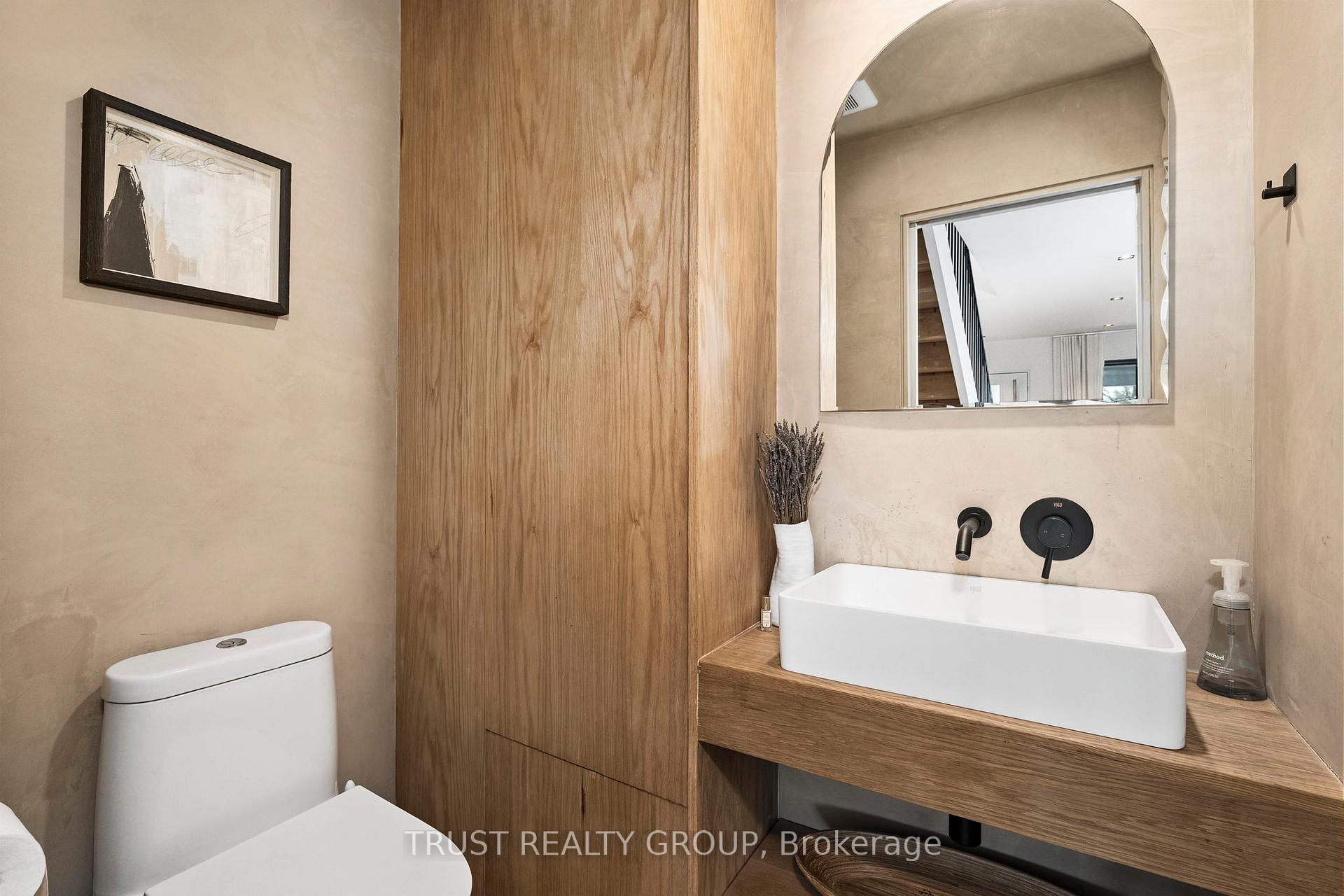 Photo 8 of 29 Perth Avenue, Toronto, Dufferin Grove — HOMEH