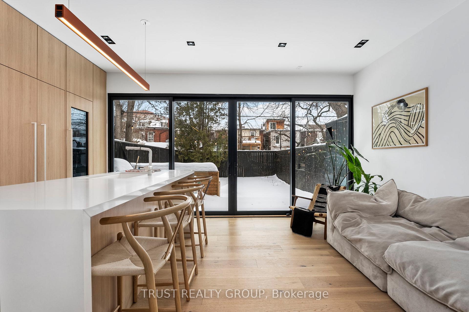 Photo 9 of 29 Perth Avenue, Toronto, Dufferin Grove — HOMEH